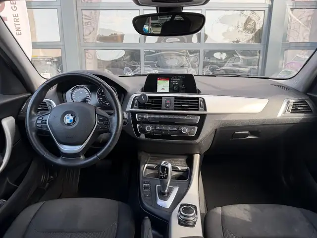 BMW 1 Series view 7