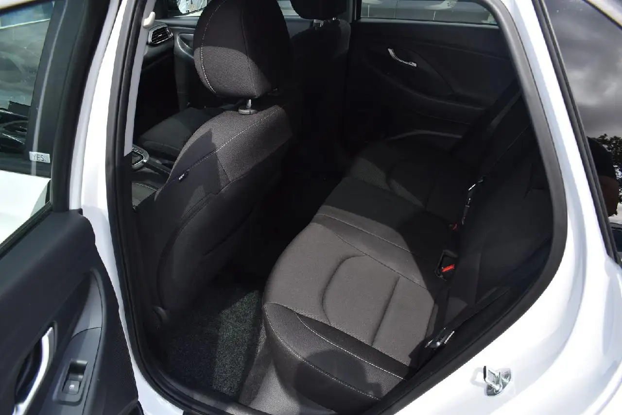 Hyundai i30 YES!, миниатюра 6