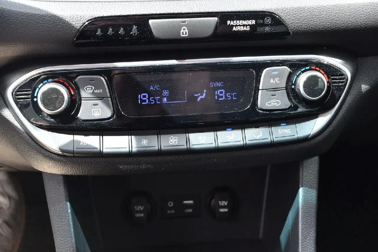 Hyundai i30 YES!, миниатюра 13