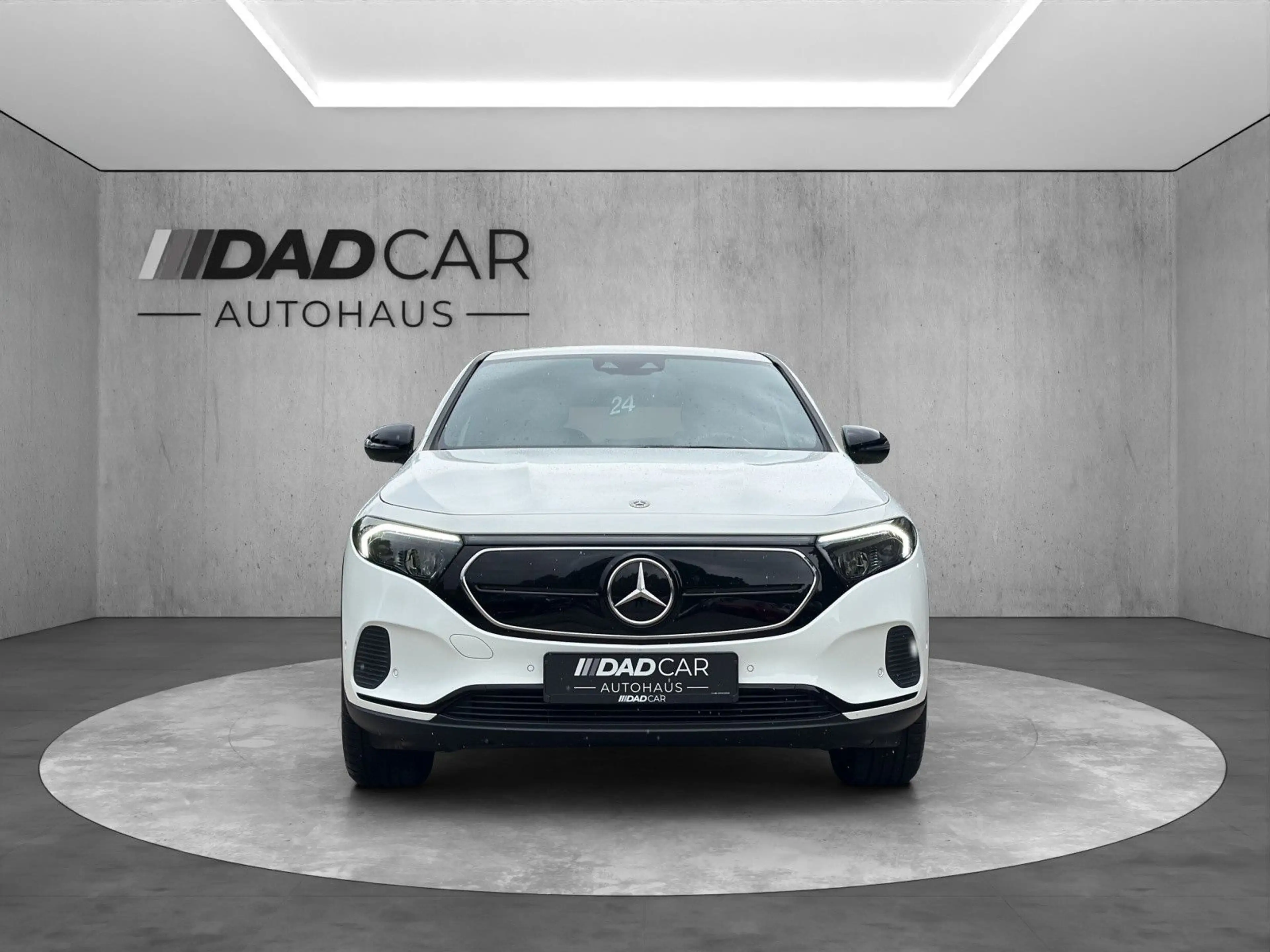 Mercedes-Benz EQA 250 *CARPLAY*LED*RFK* — photo 2