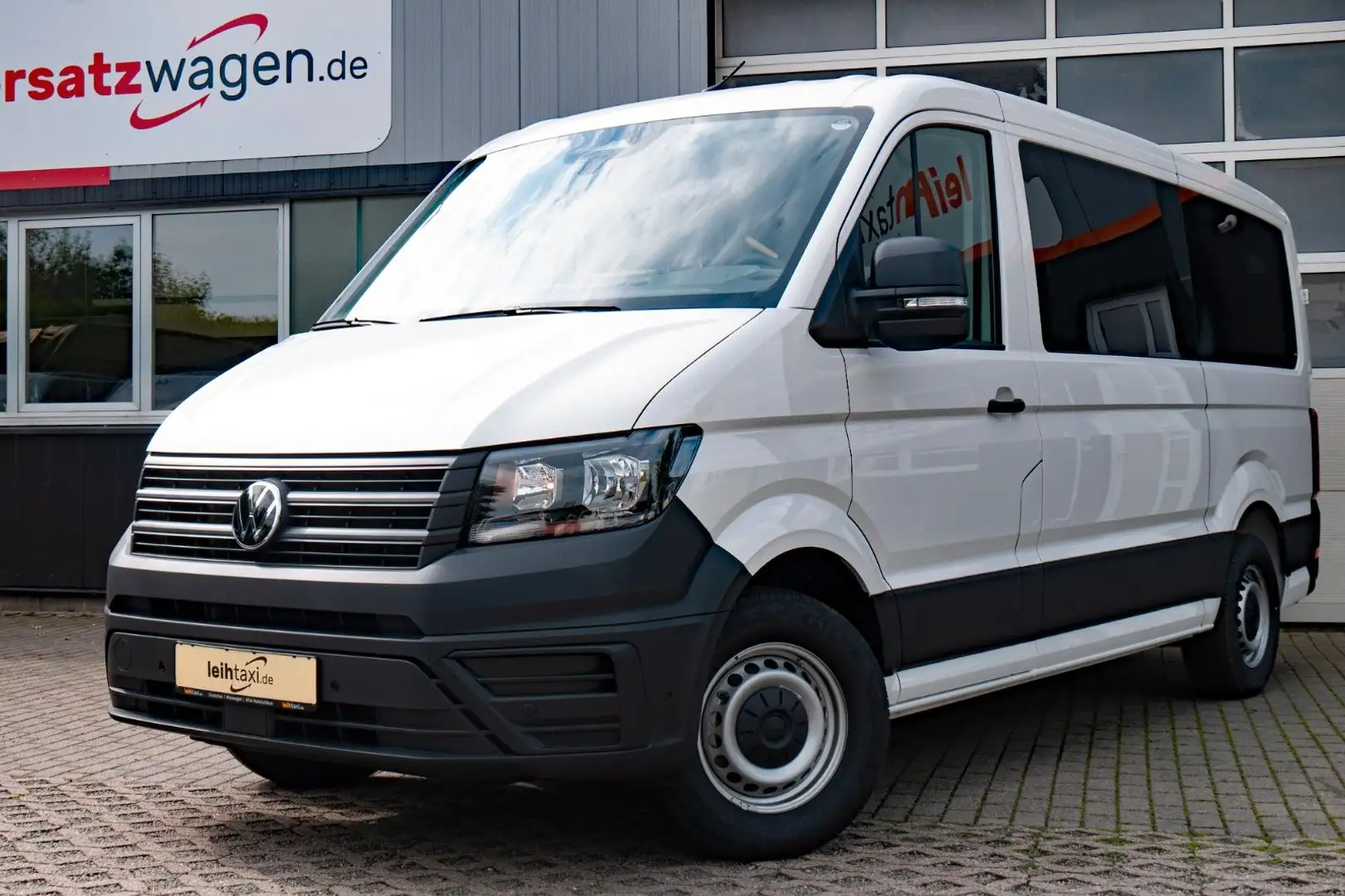 Volkswagen Crafter Rollstuhl 9-Sitzer Flach NEUES MODELL Blanc - 2