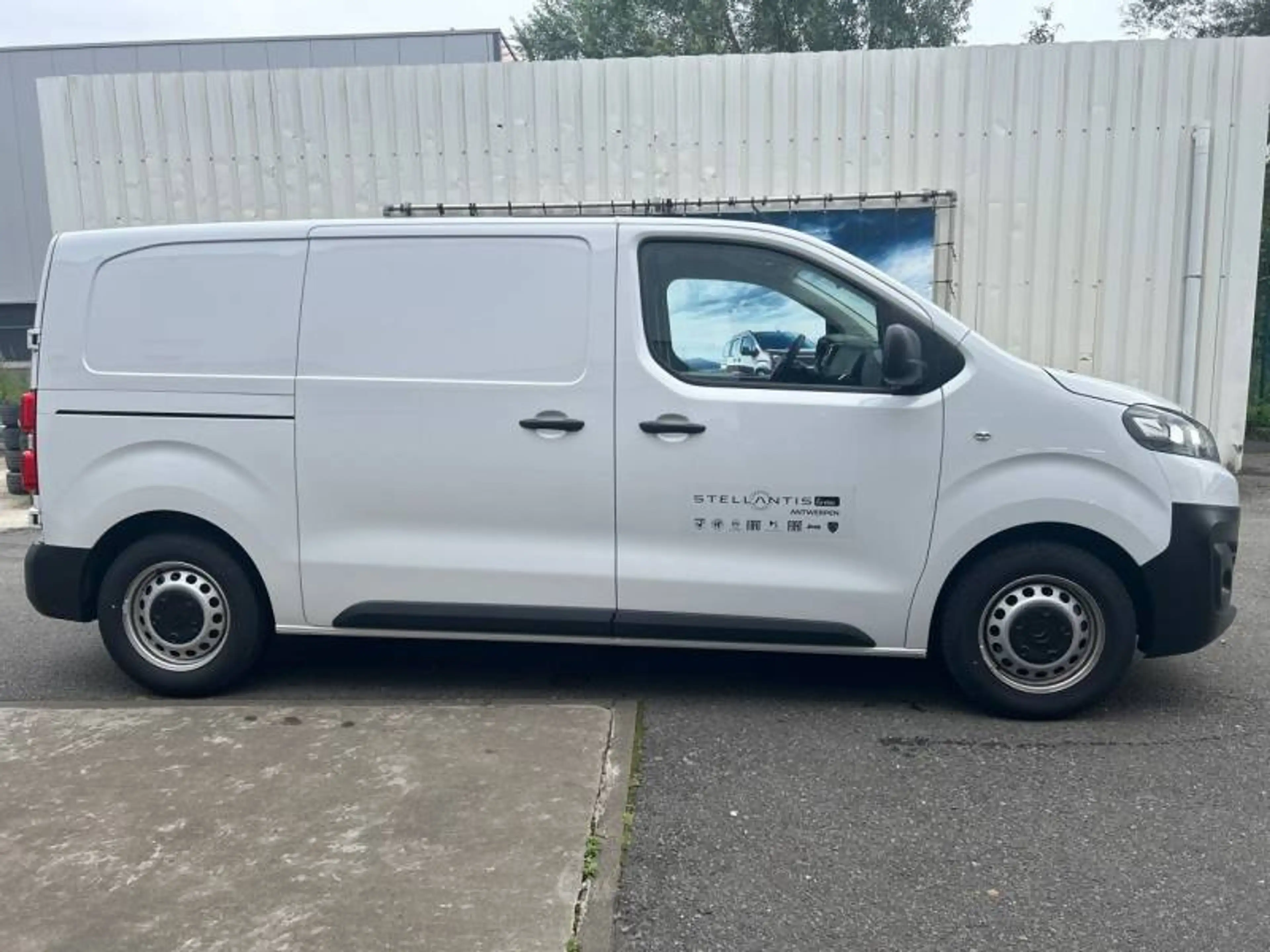 Citroen Jumpy 3 M 1.5 BlueHDi 120 S&S MAN6 - — photo 4