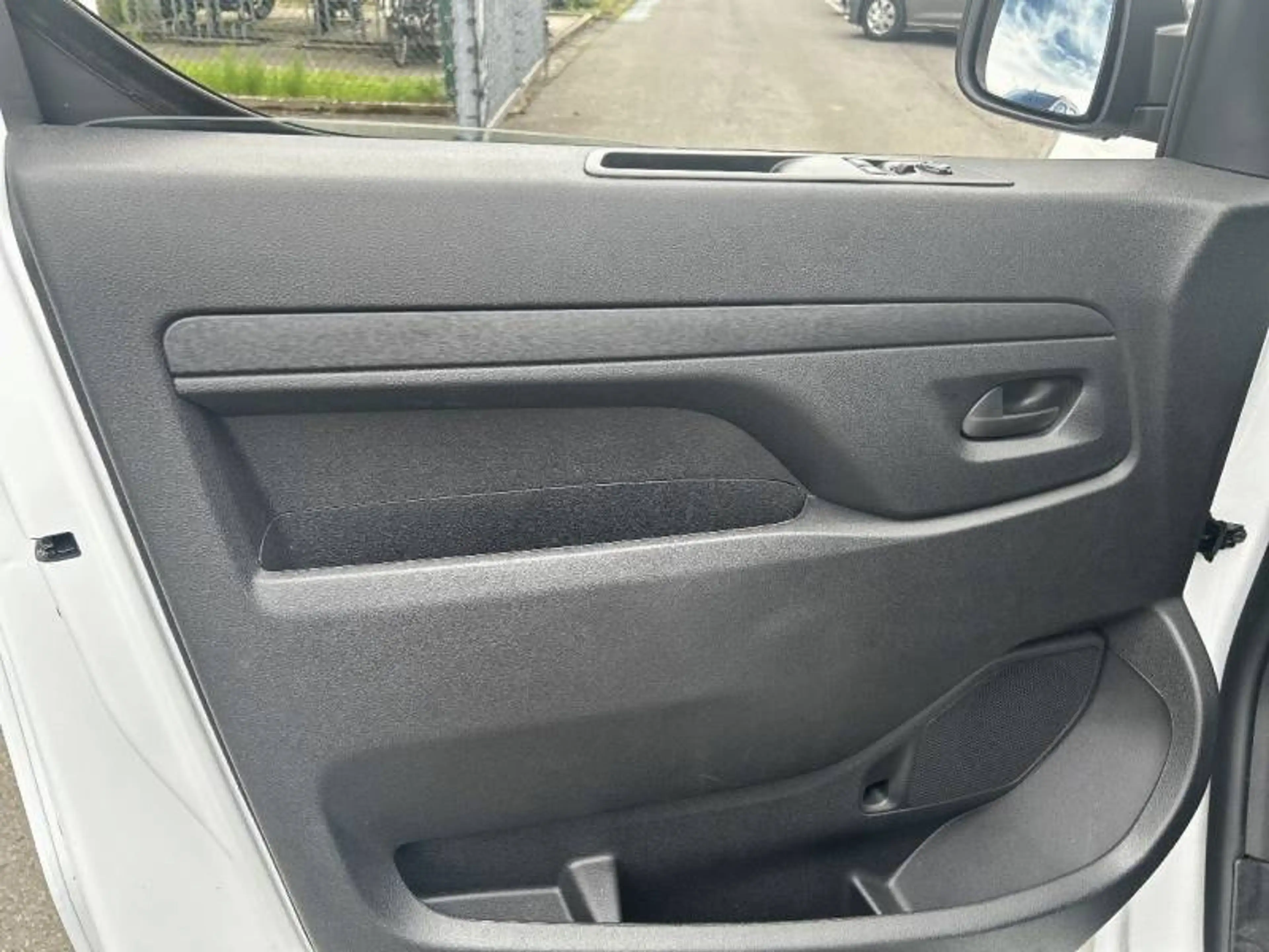 Citroen Jumpy 3 M 1.5 BlueHDi 120 S&S MAN6 - — photo 10