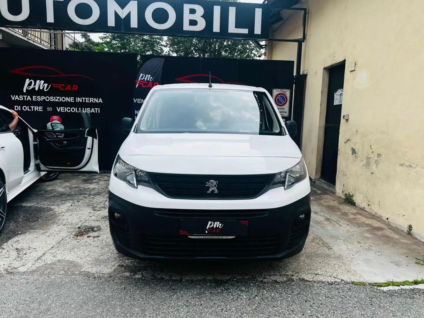 Peugeot Partner BlueHDi 100 S&S L2 Furgone Premium+IVA Weiß - 2