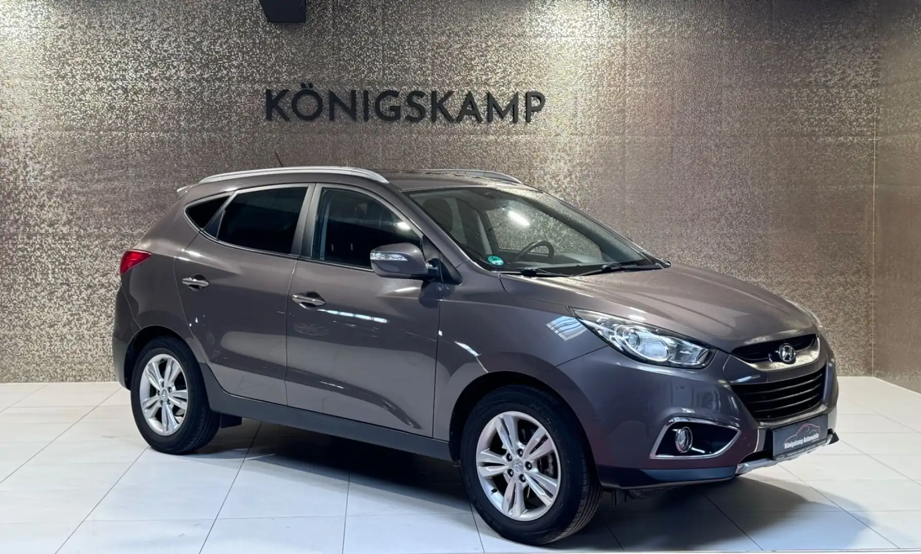 Hyundai iX35 5 Star Edition 2WD * AHK * SHZ * PDC * Braun - 1