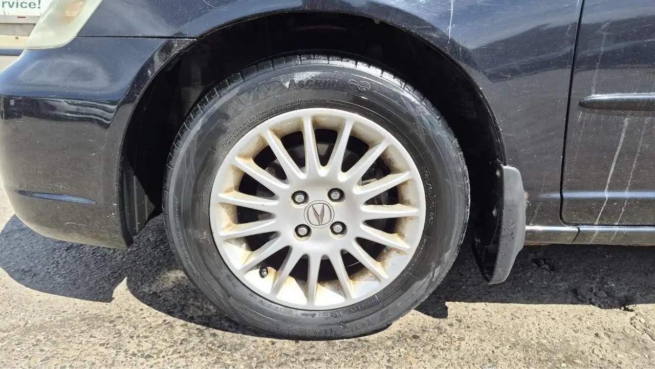 Acura EL снимка Acura EL