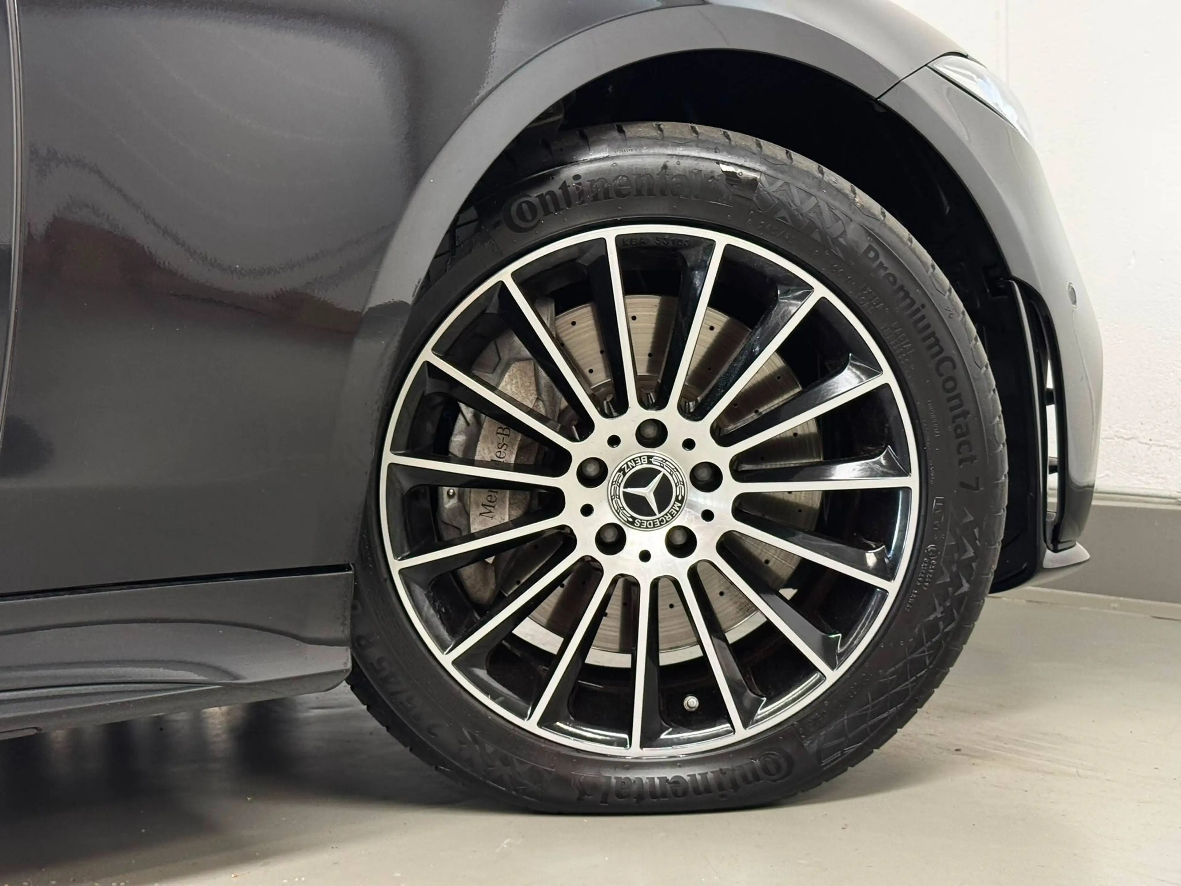 Mercedes-Benz CLS 350 D 4-MATIC 286CV AMG LINE TO PANO CAMERA 360 BURMESTER CUIR FULL OPTIONS — photo 7