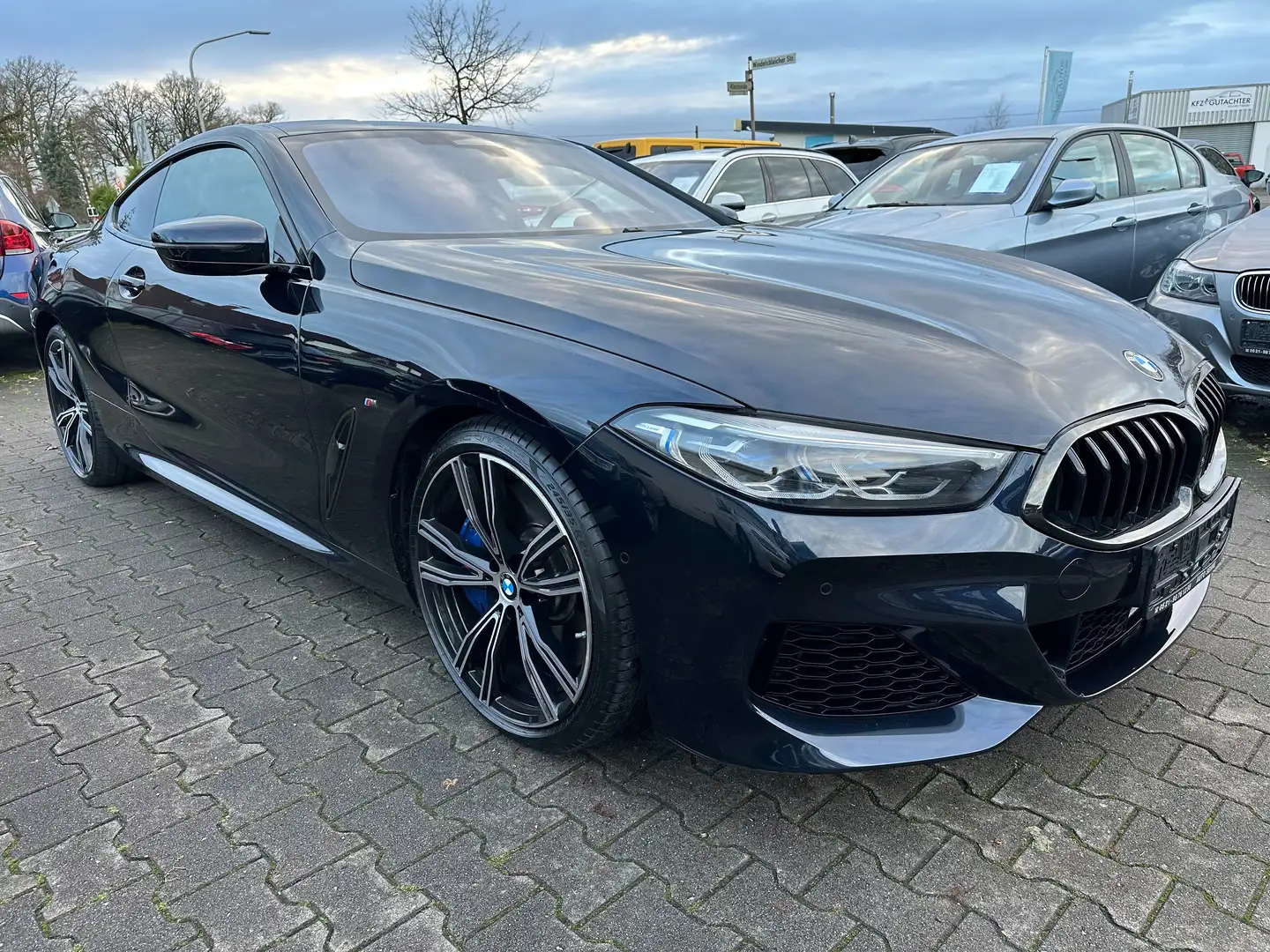 BMW M850 M850 i xDrive~2 Hand~ Schwarz - 2