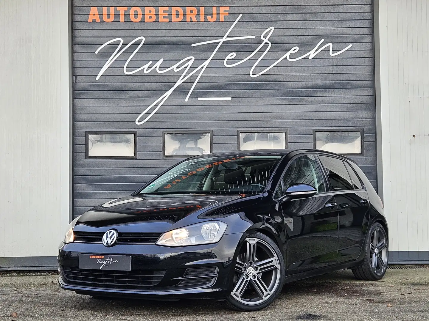 Volkswagen Golf 1.2 TSI Easyline|Origineel NL|Carplay|Airco| Schwarz - 1