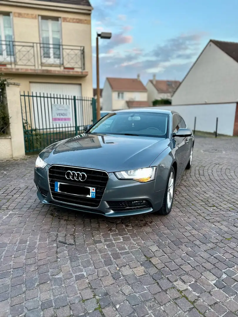 Audi A5 Sportback 2.0 TDI 143 Ambiente Gris - 1