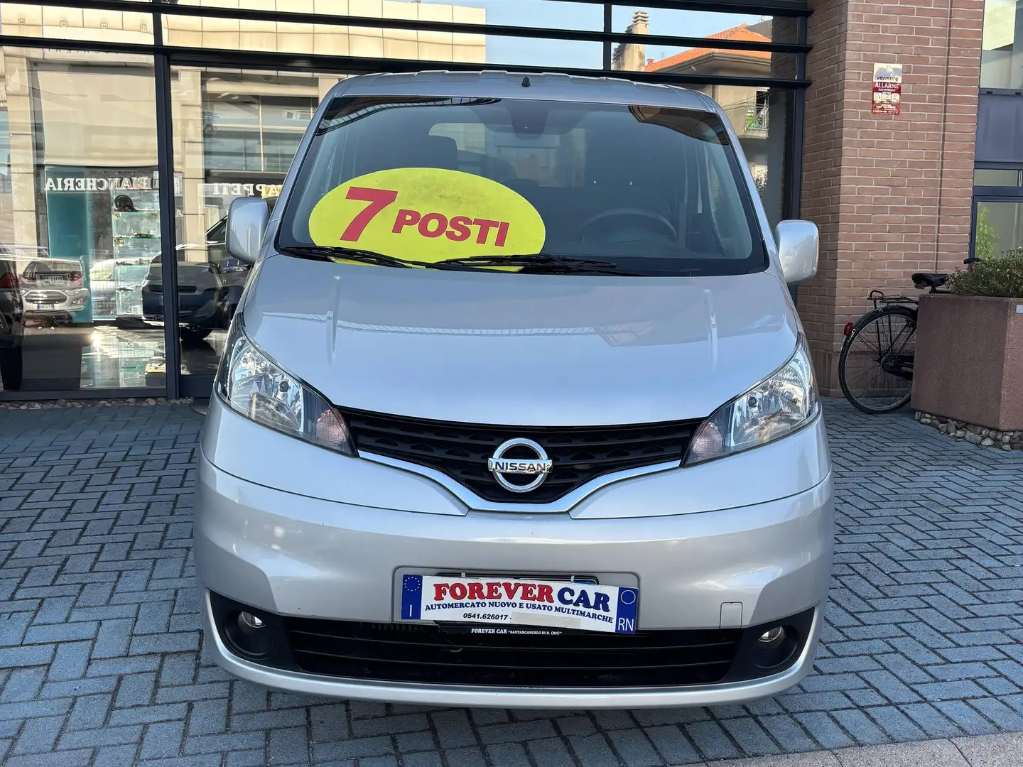 Nissan Evalia Evalia 1.5 dci N-Tec 110cv Silber - 2