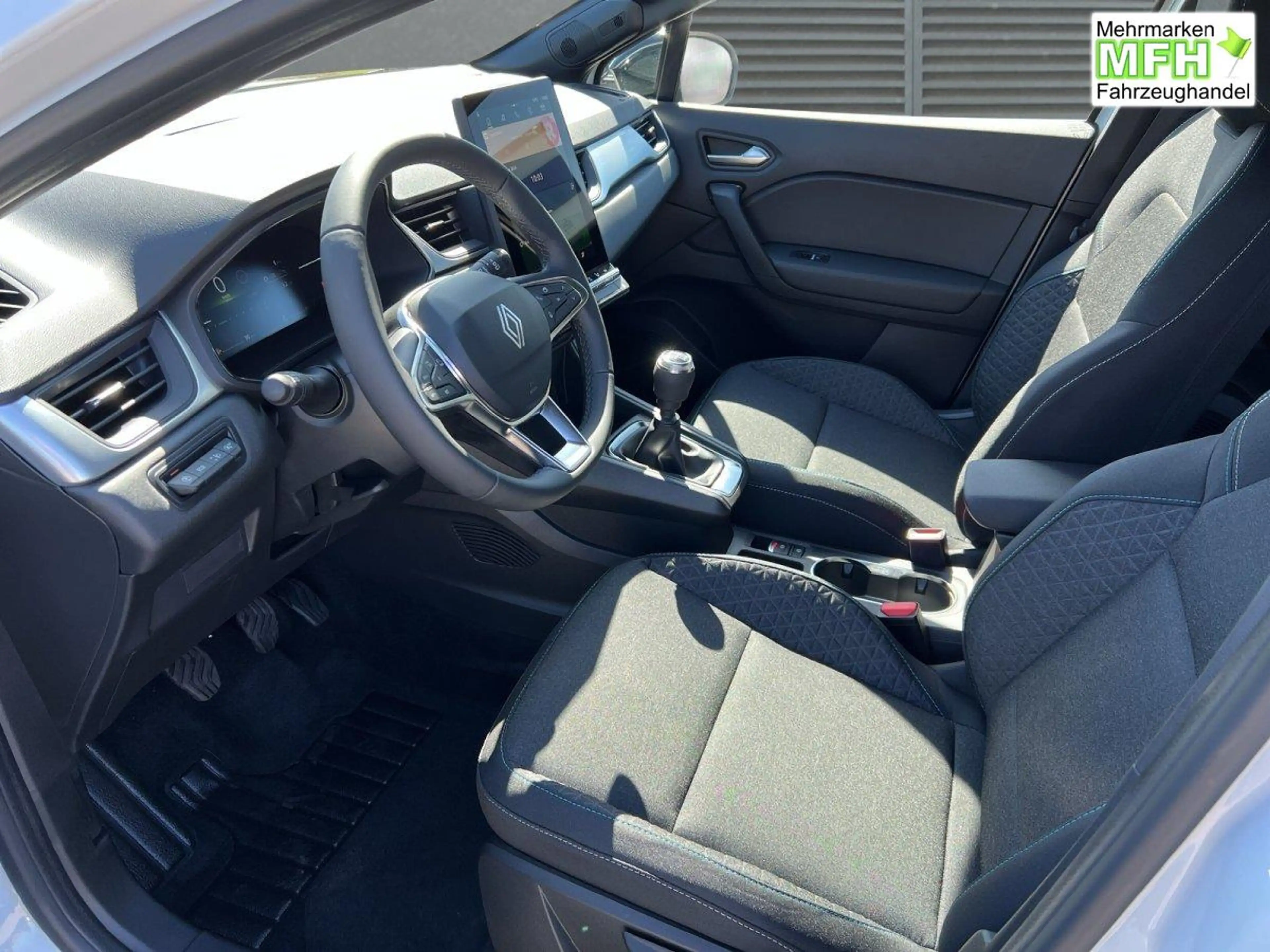 Renault Symbioz Evolution SHZ+RFK+Carplay TCe 140 103 kW (140 P... — photo 3