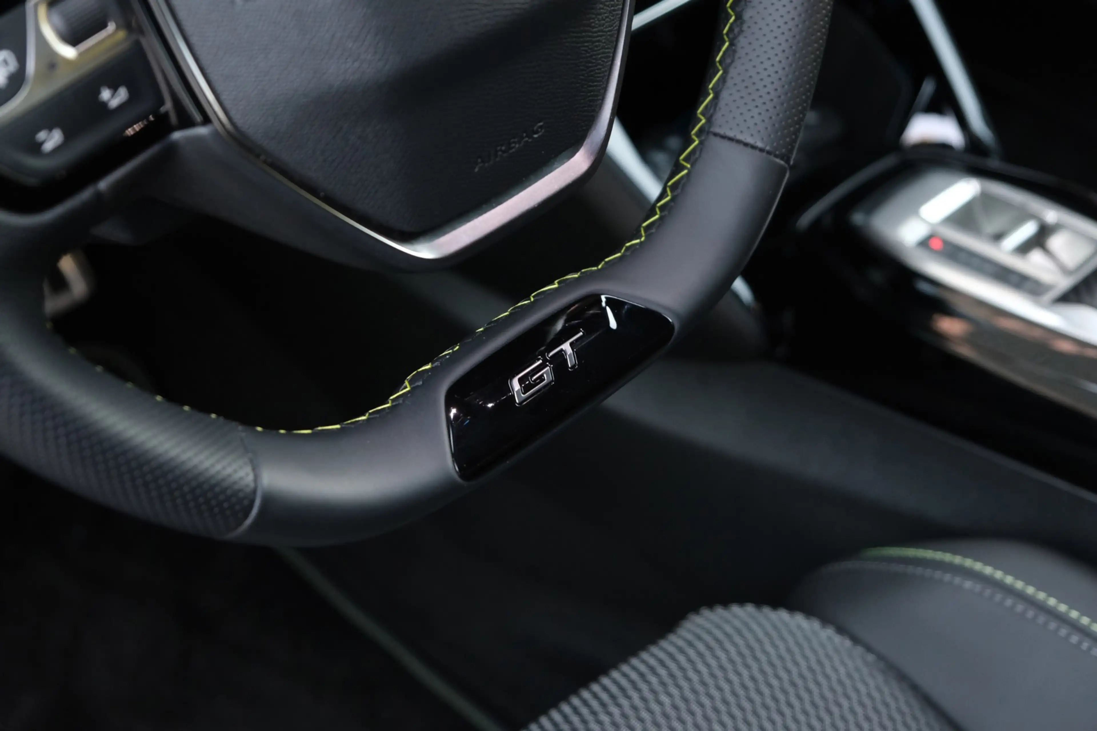 Peugeot 2008 1.2 PureTech GT |6.421km UNIEK| Half Leder/Navigat — photo 9