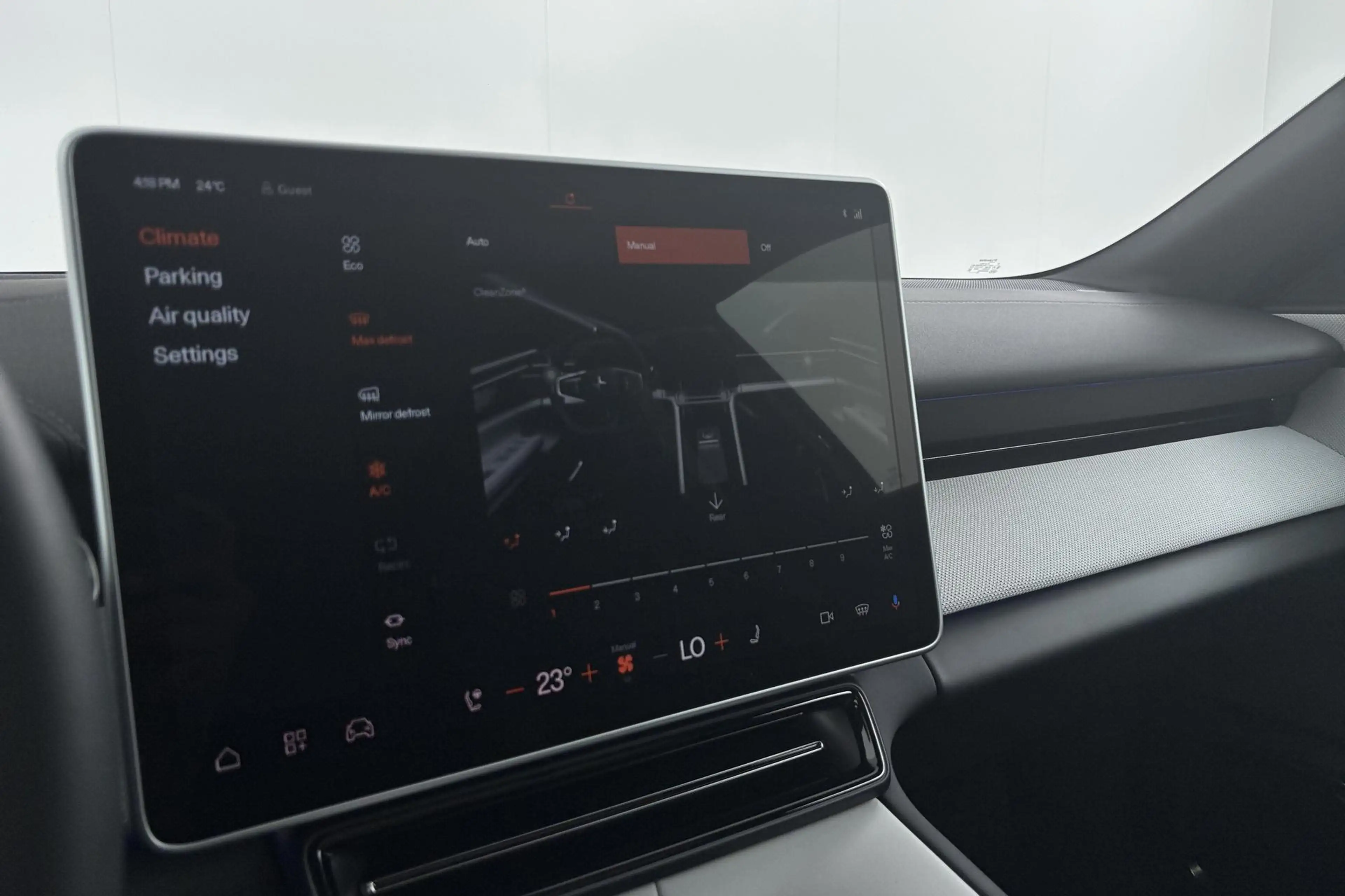 Polestar 4 Long Range Single motor Plus 100 kWh Premium elekt — photo 5