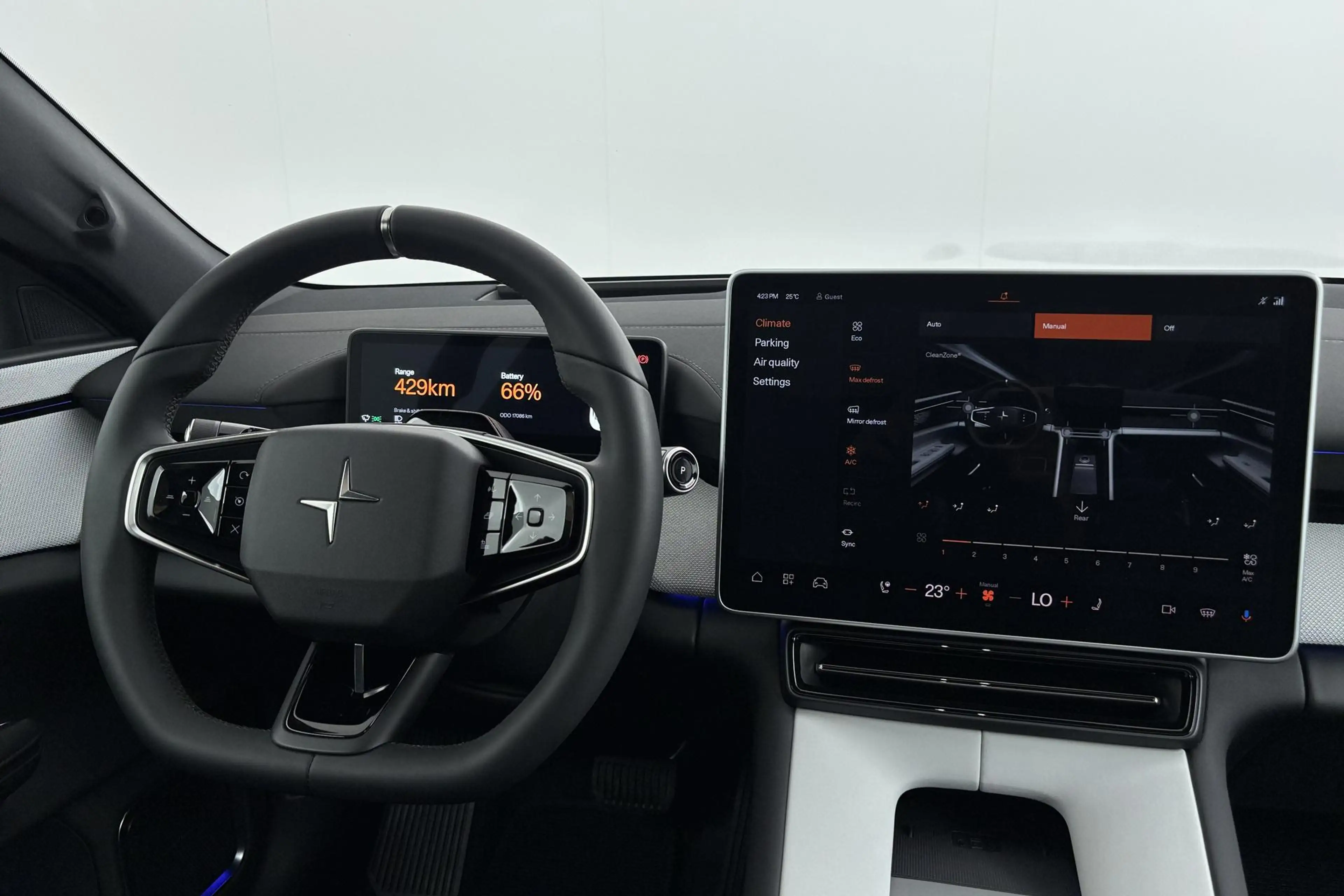 Polestar 4 Long Range Single motor Plus 100 kWh Premium elekt — photo 11