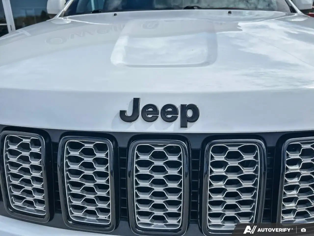 Jeep Grand Cherokee снимка Jeep Grand Cherokee