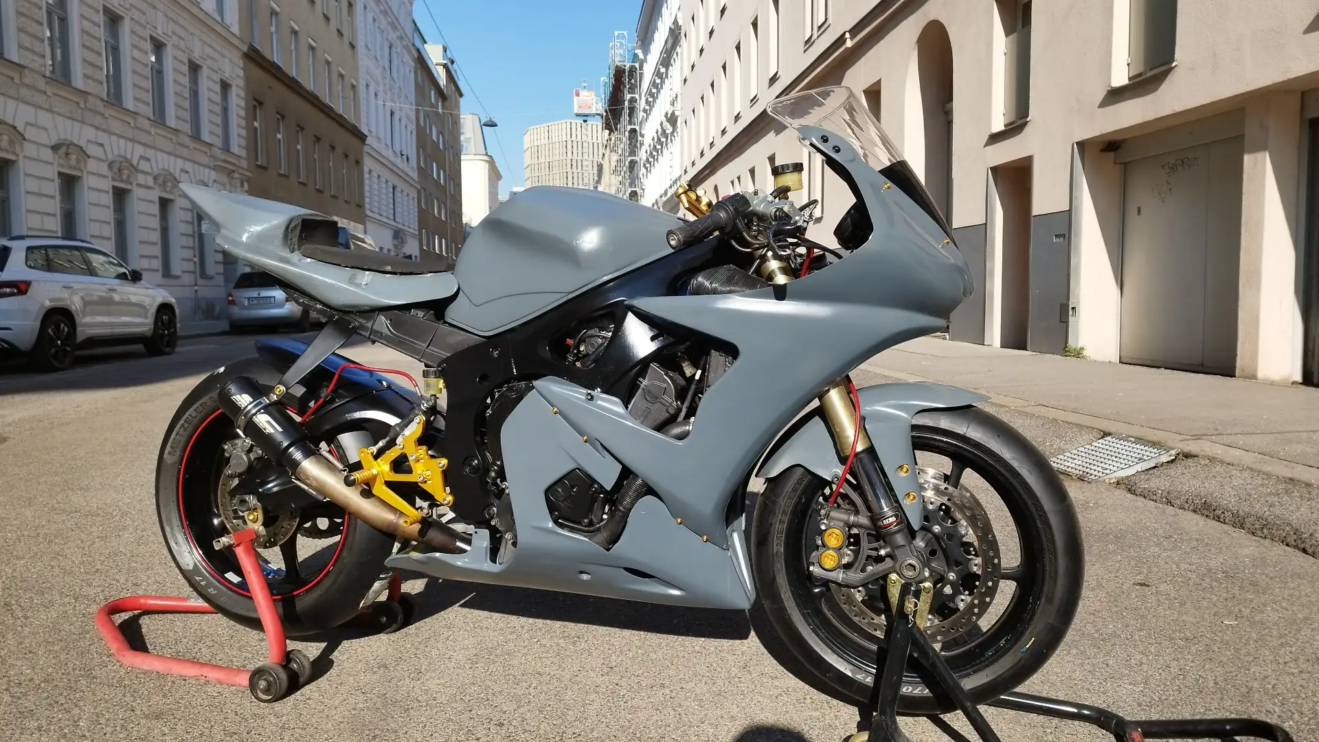 Yamaha YZF-R6 Rennsport Szürke - 1