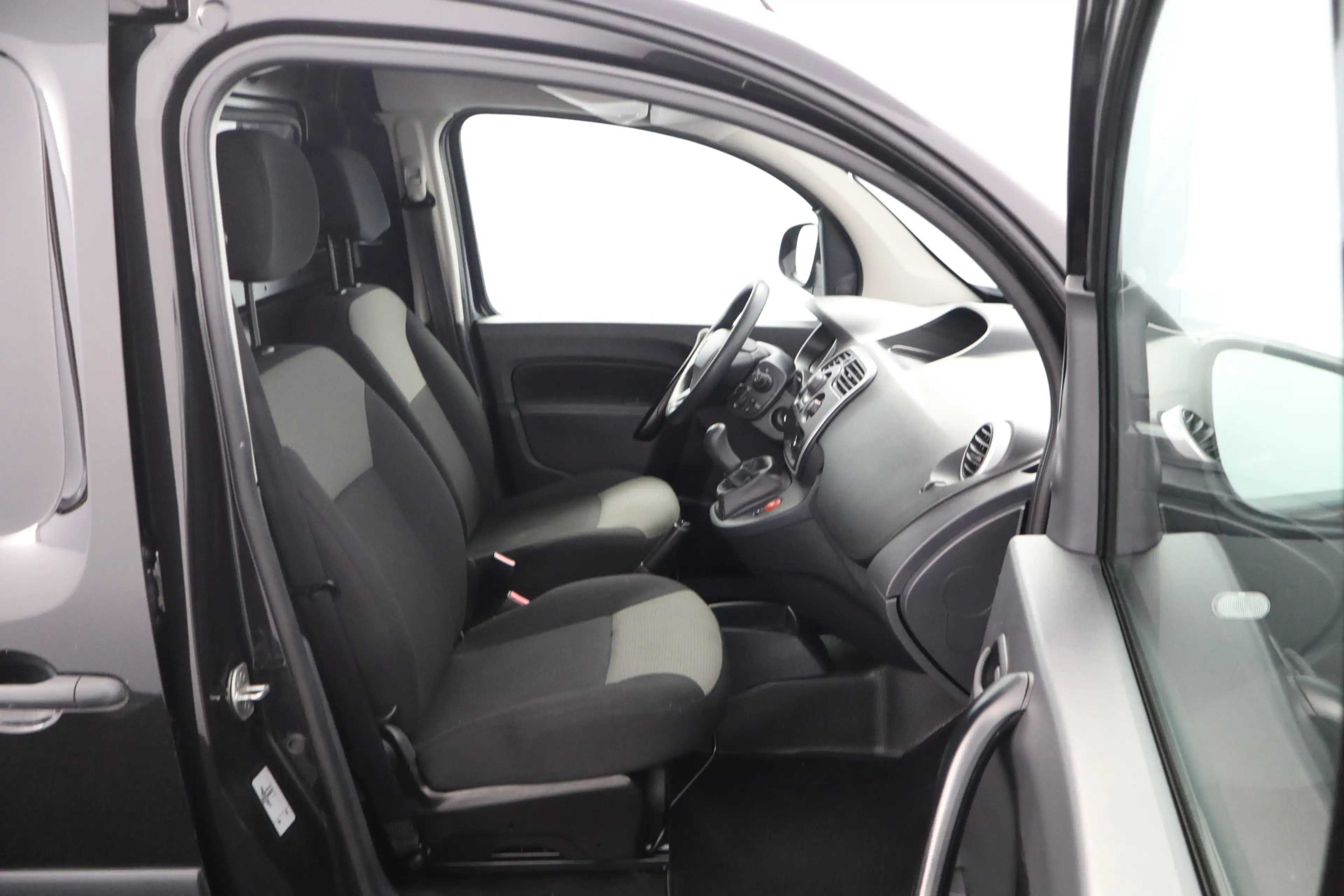 Renault Kangoo 1.5 dCi 90 Energy Comfort/ Side-Bars/ Zij-Schuifde — photo 41