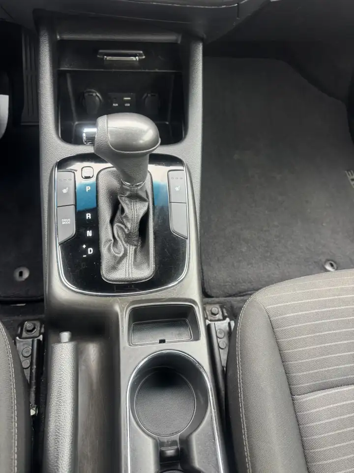 Kia Forte снимка Kia Forte
