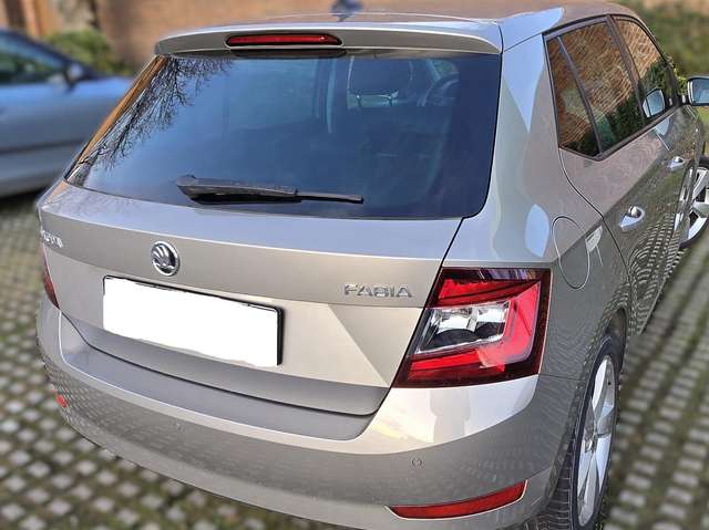 Skoda Fabia Fabia 1.0 TSI Soleil -8 fach bereift auf Alufelgen