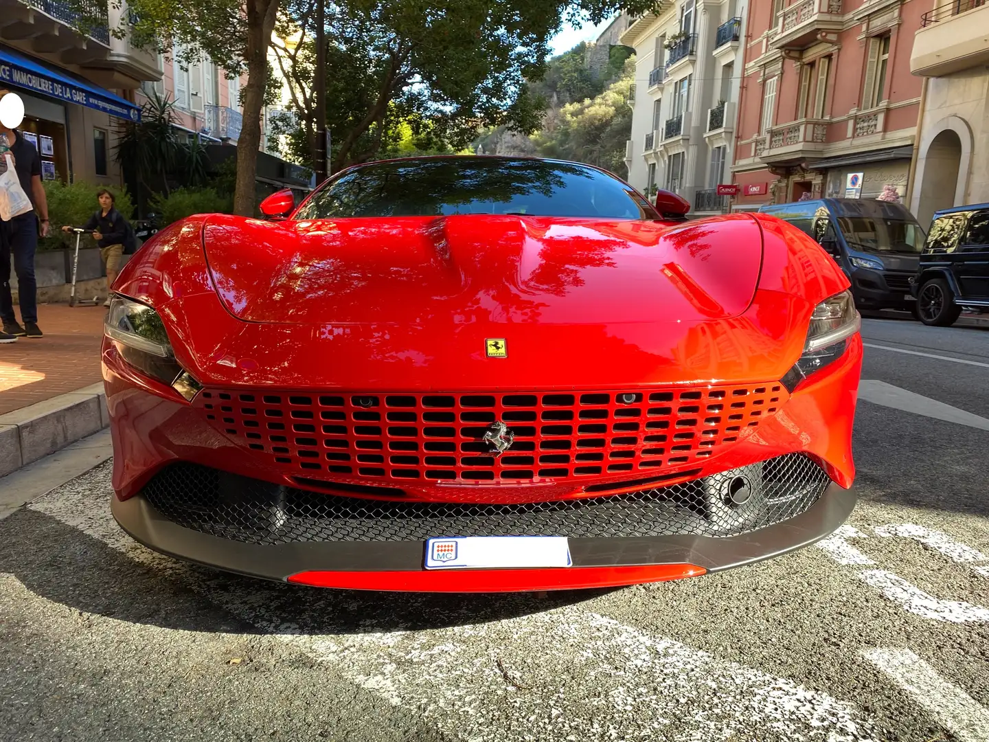Ferrari Roma Червоний - 2