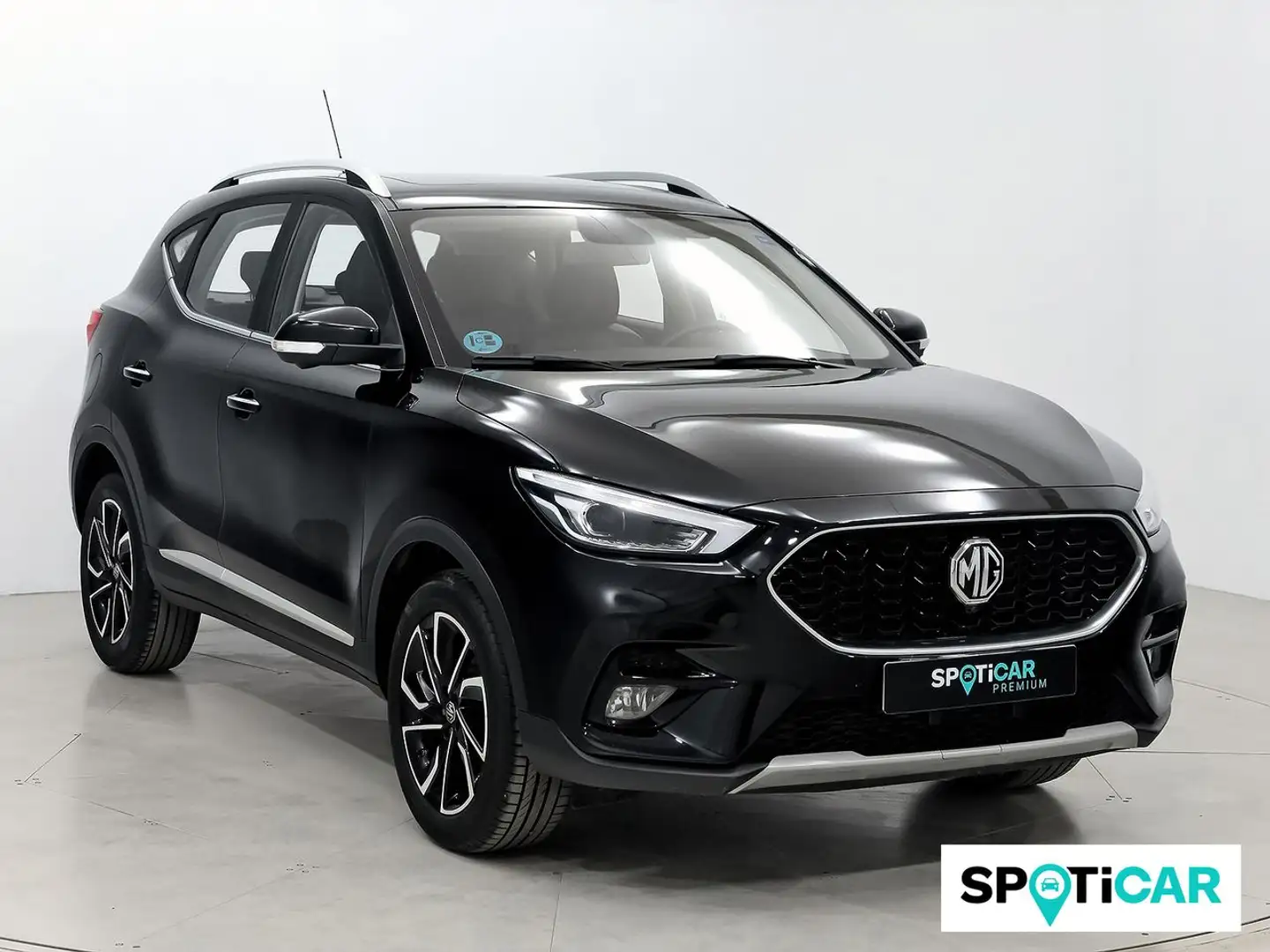 MG ZS 1.0T Luxury Negro - 1