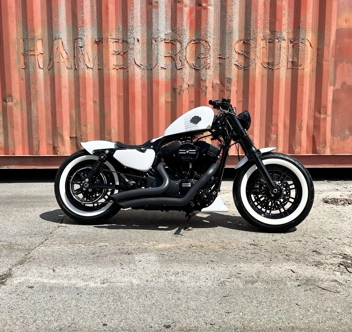 Harley-Davidson Sportster 1200 Forty Eight Bobber blanche Unique Custom RARE Blanc - 2