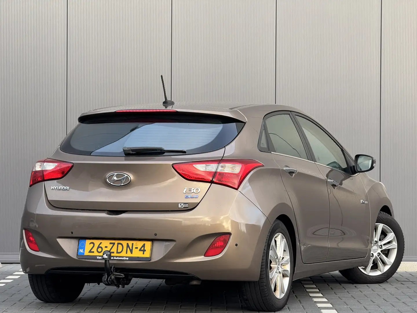 Hyundai i30 1.6 GDI i-Catcher | Trekhaak | Leder | Camera Geel - 2