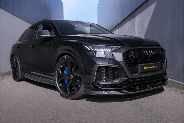 Audi Q8 4.0 TFSI RSQ8 Urban Automotive Carbon Urban Kit |