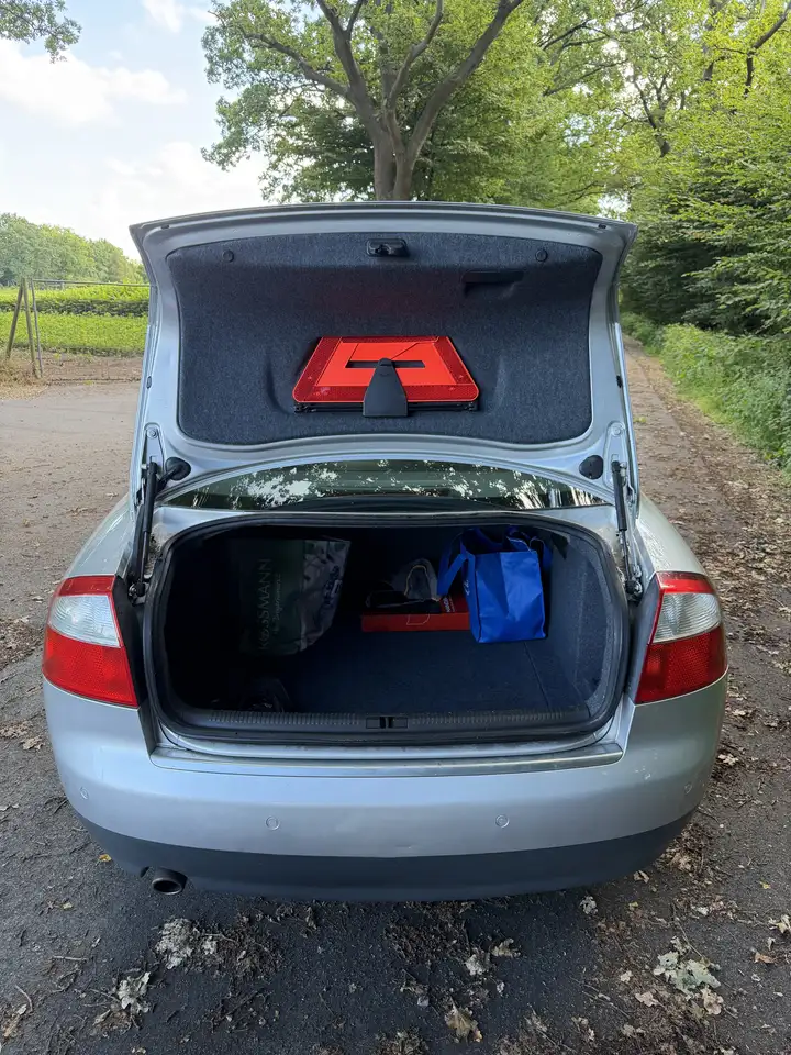Audi A4 2.0, foto 9