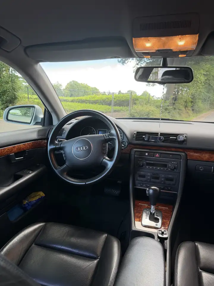 Audi A4 2.0, foto 12