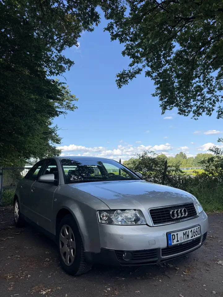Audi A4 2.0, foto 2