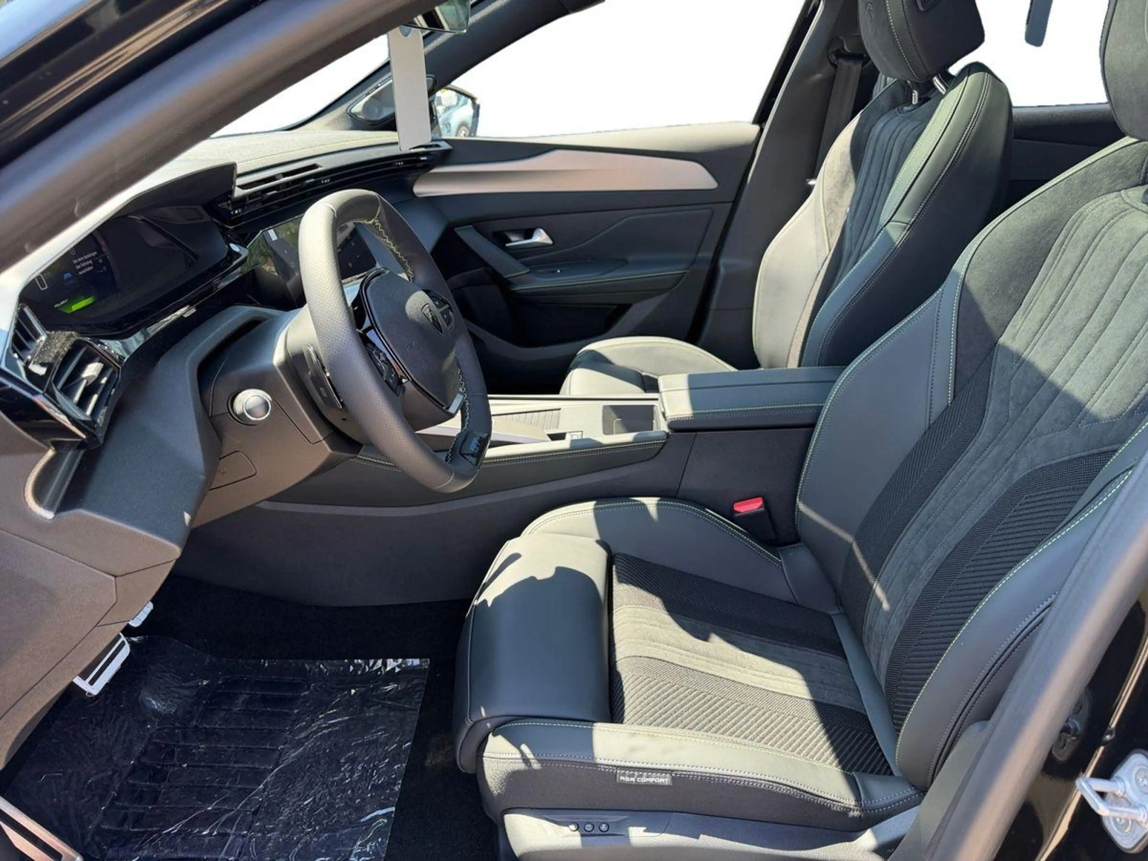 Peugeot 308 GT Exclusive 1.5 Diesel FAP Android Auto Met — photo 6