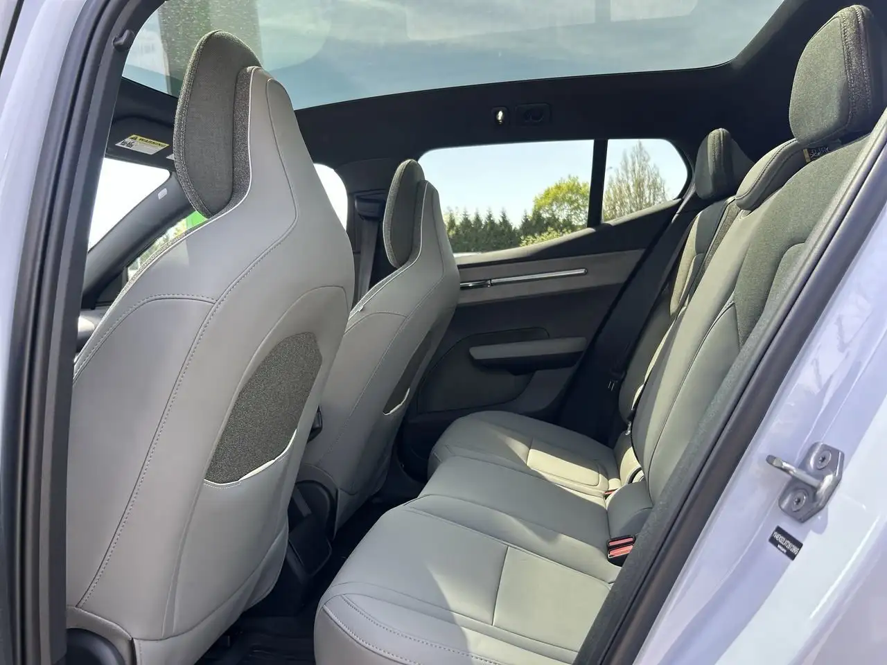 Volvo EX30 снимка Volvo EX30