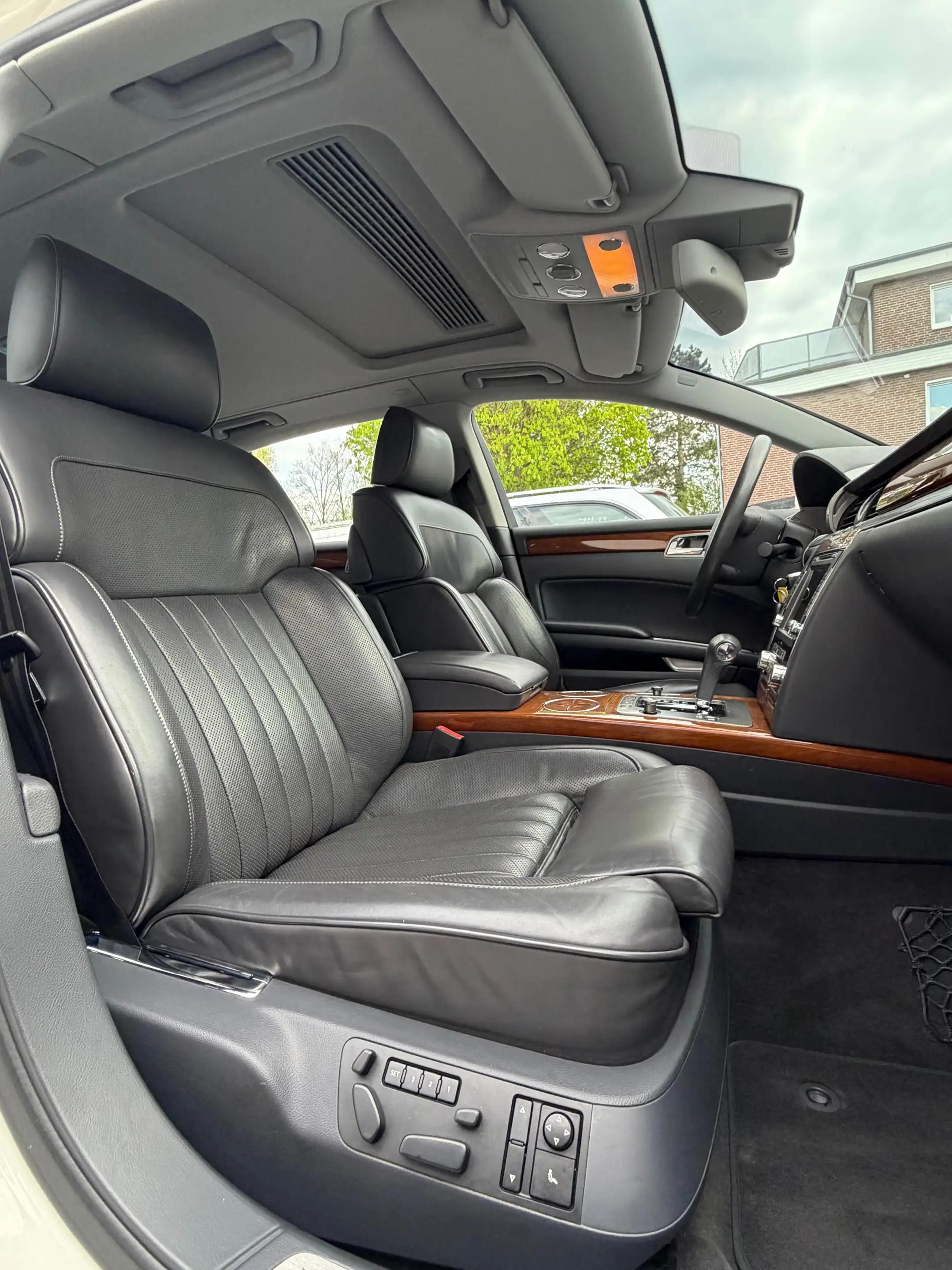 Volkswagen Phaeton V6 TDI 5-Sitzer 4Motion AHK*Dynaudio*R-Cam*Standh — photo 14