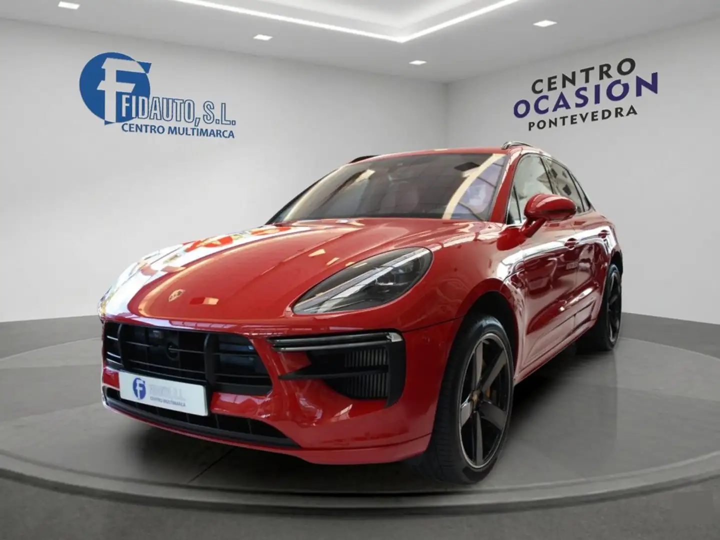 Porsche Macan Turbo Aut. Rojo - 1