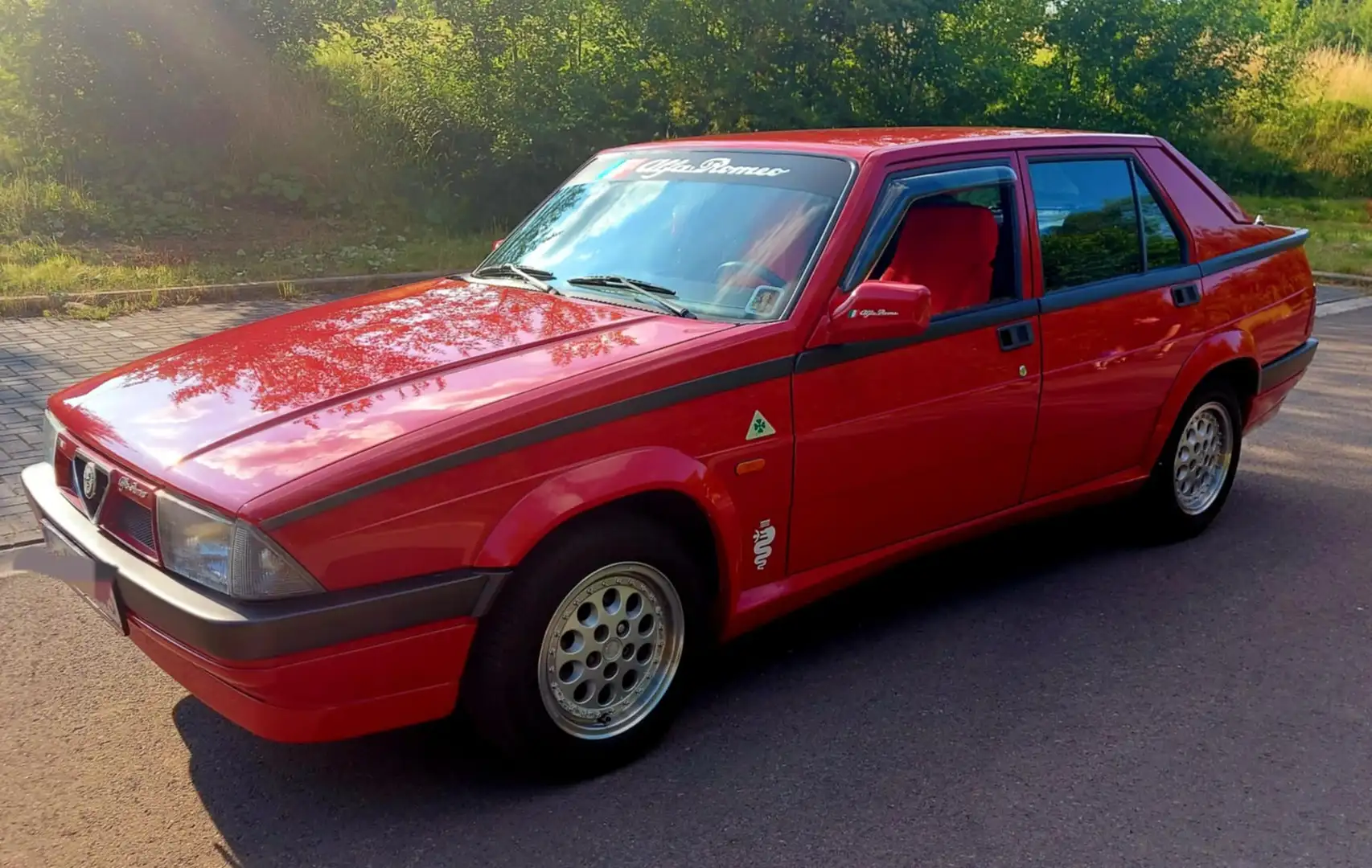 Alfa Romeo 75 2000 TS - ASN Red - 2