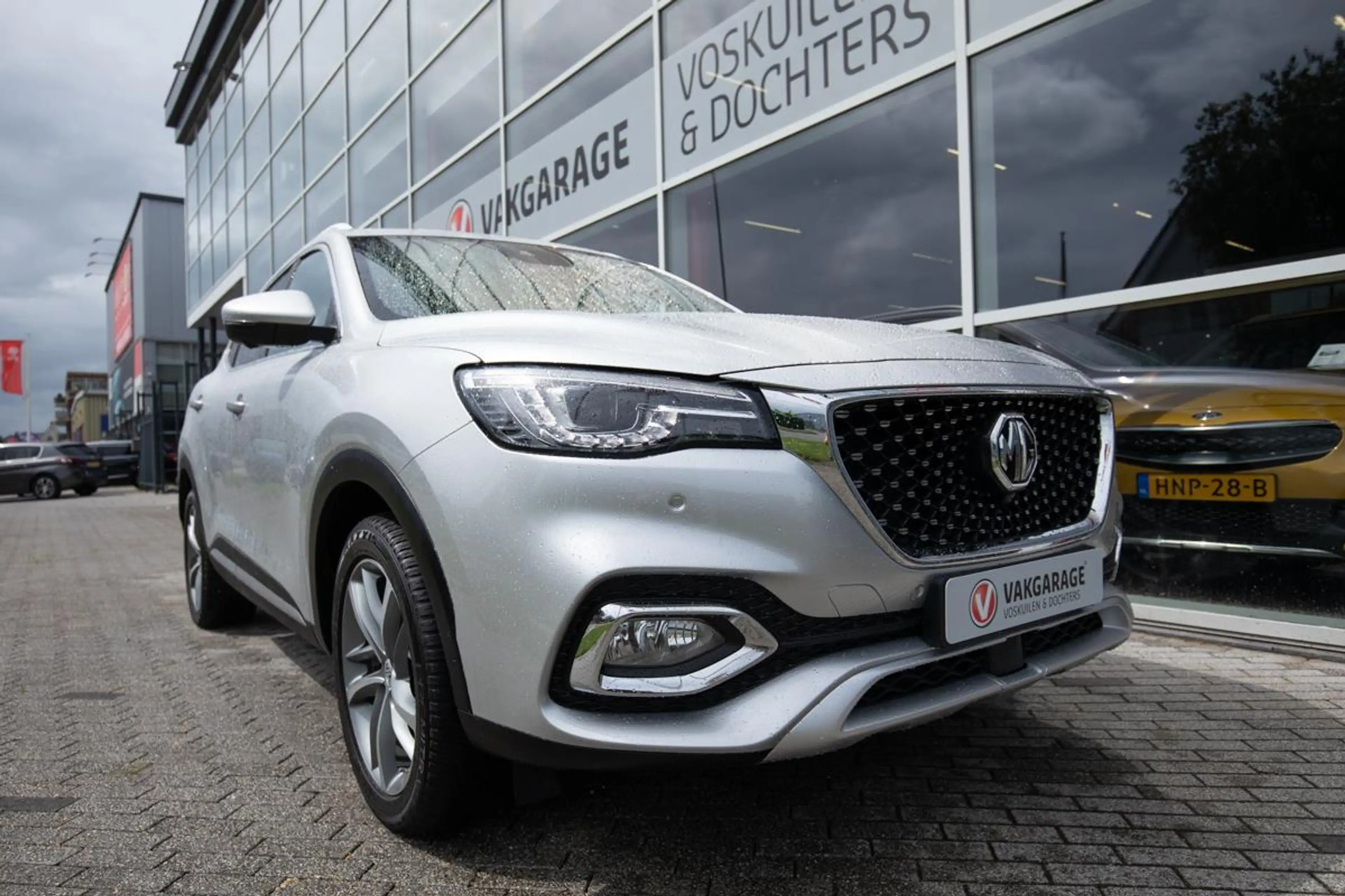 MG EHS 1.5 TGDI Luxury | PHEV | Sardana Red leder | Virtu — photo 14