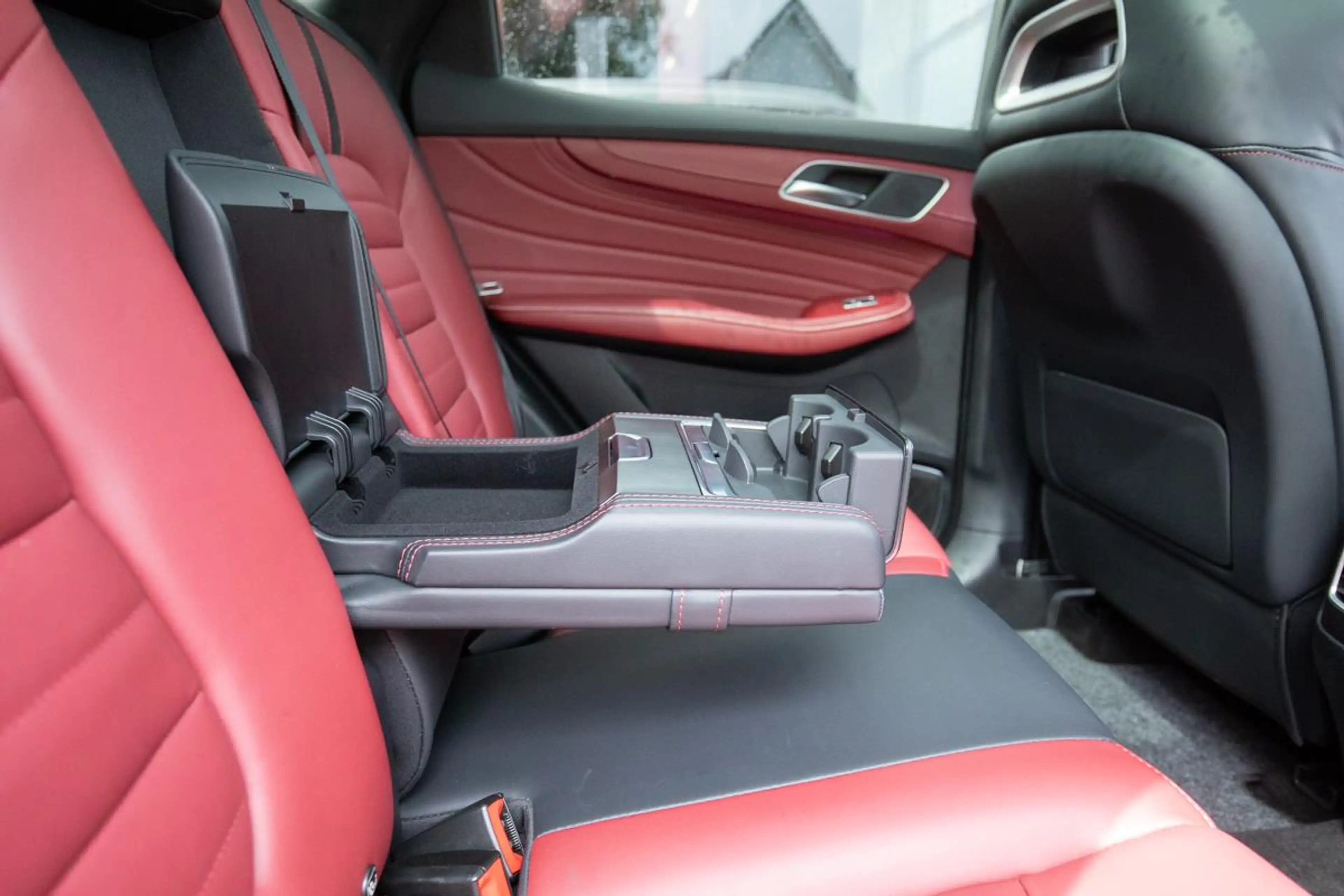 MG EHS 1.5 TGDI Luxury | PHEV | Sardana Red leder | Virtu — photo 40