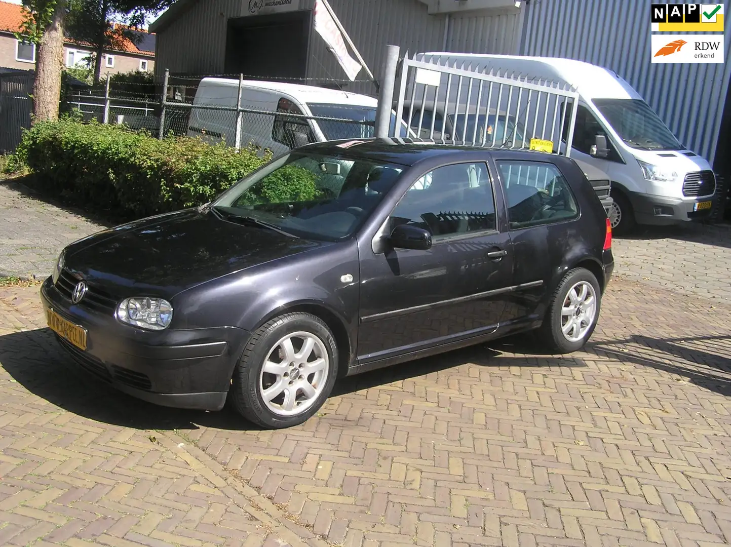 Volkswagen Golf 1.6-16V Trendline nap airco APK Noir - 1