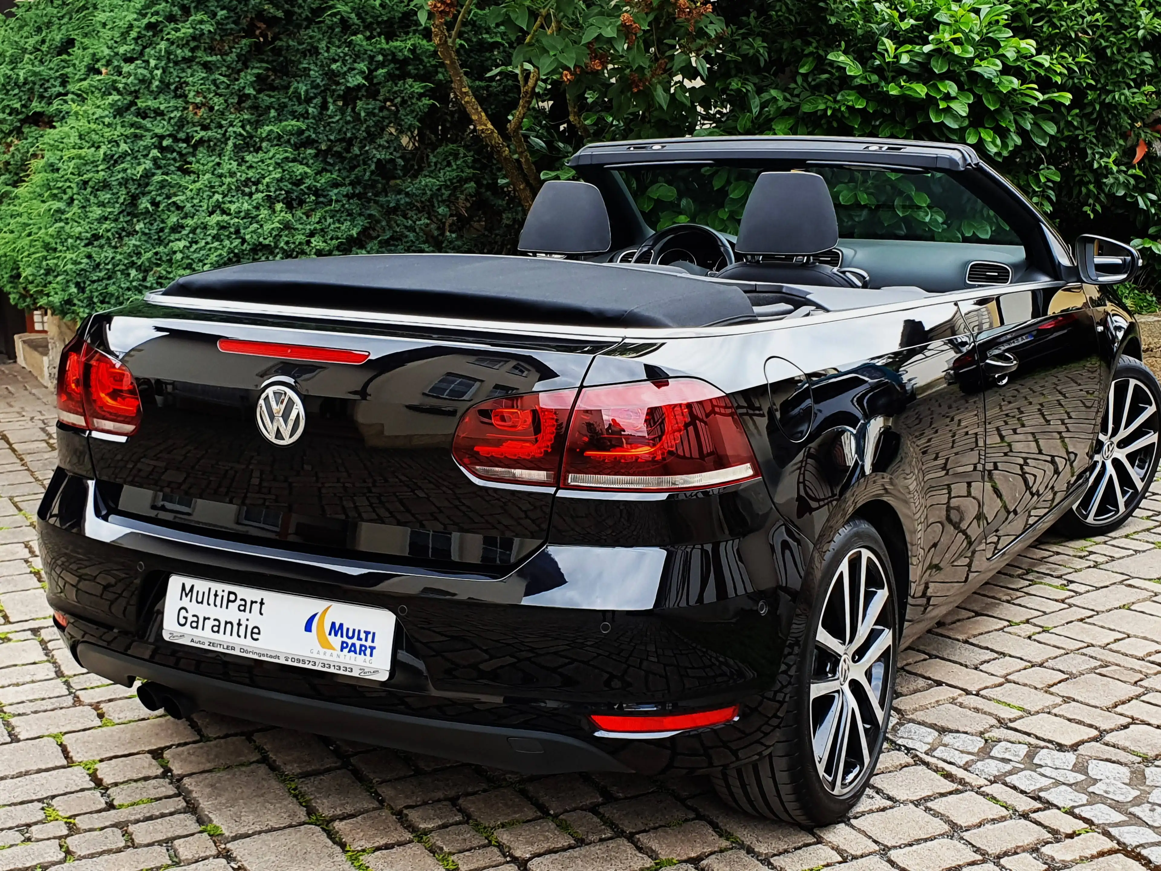 Volkswagen Golf Cabriolet Cup DSG+Bi-Xenon+PDC+SH...1A!+Garantie — photo 2