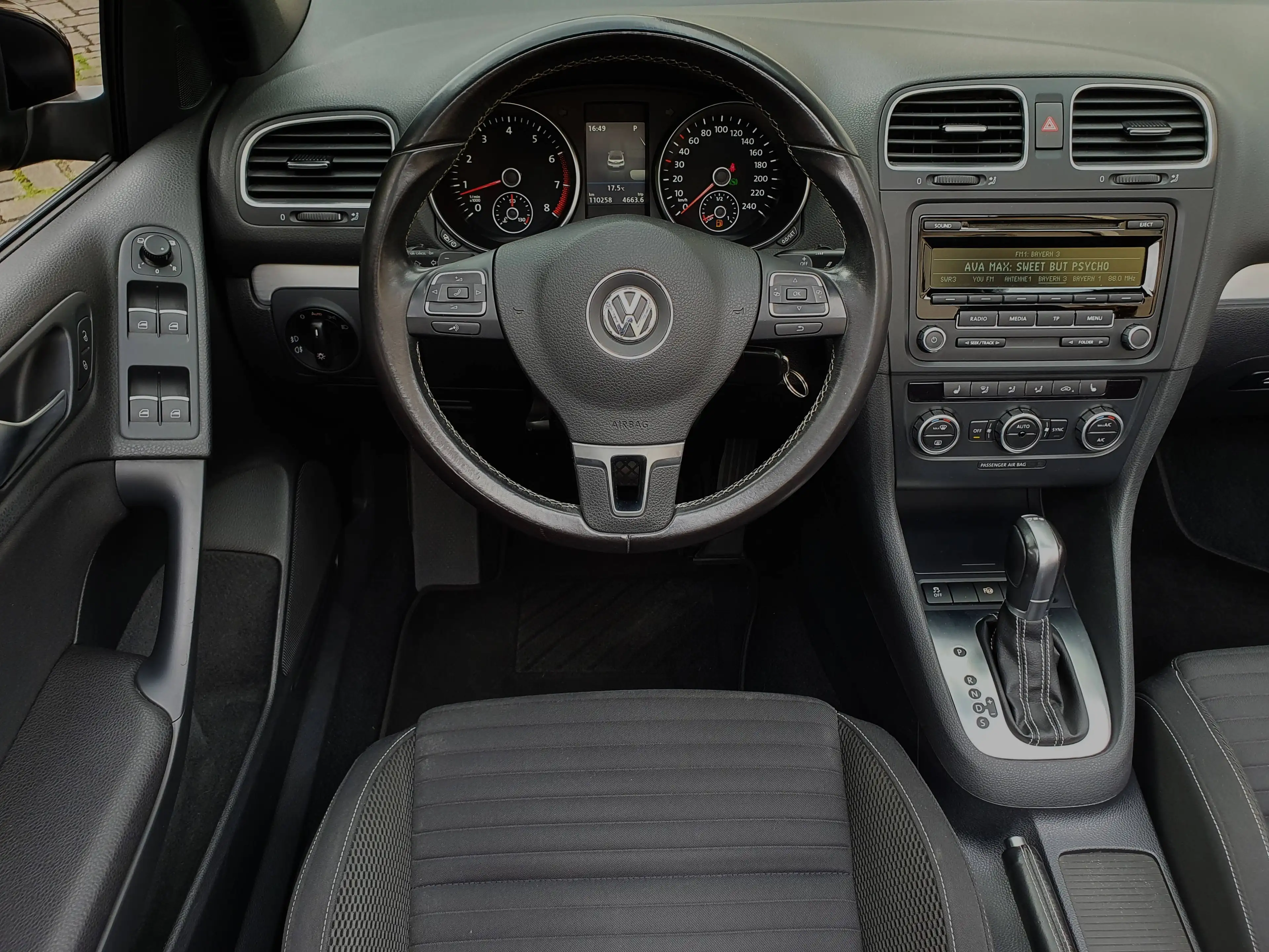 Volkswagen Golf Cabriolet Cup DSG+Bi-Xenon+PDC+SH...1A!+Garantie — photo 8