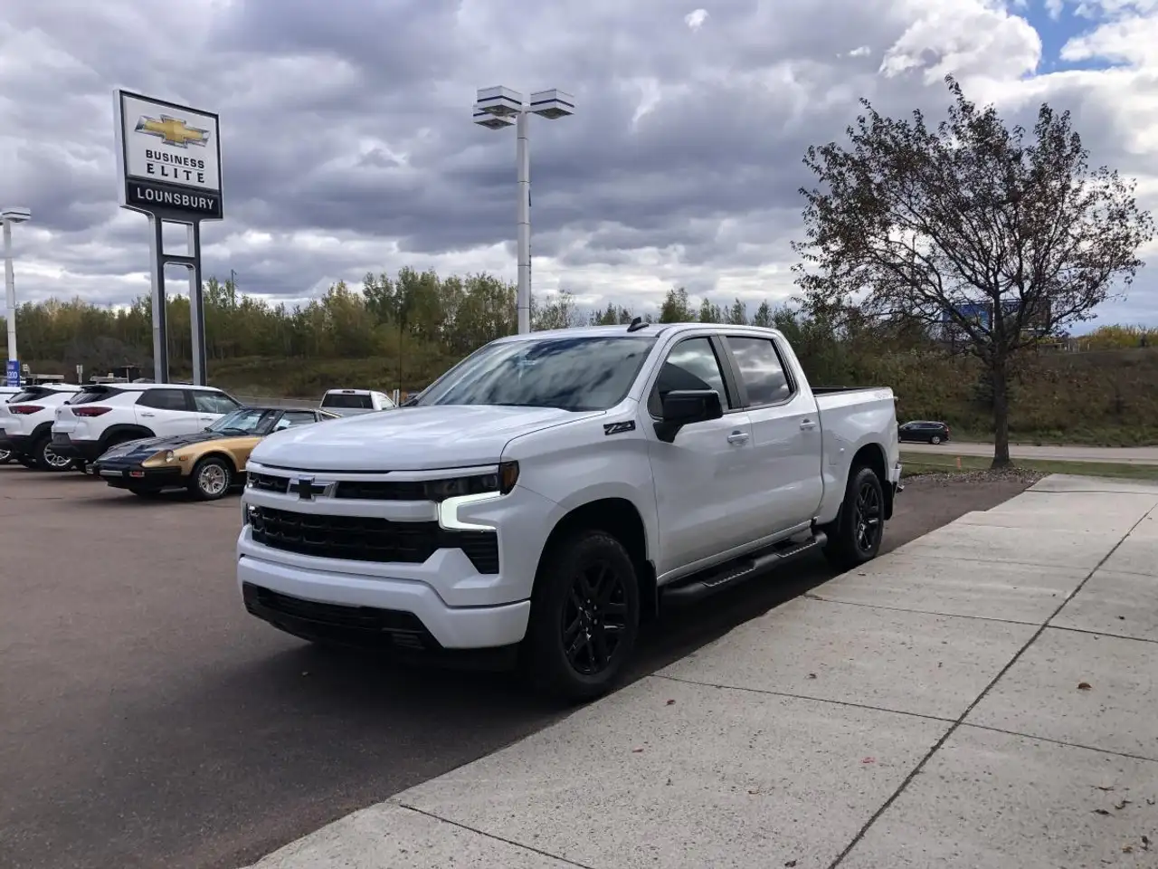 Chevrolet Silverado 1500 снимка Chevrolet Silverado 1500