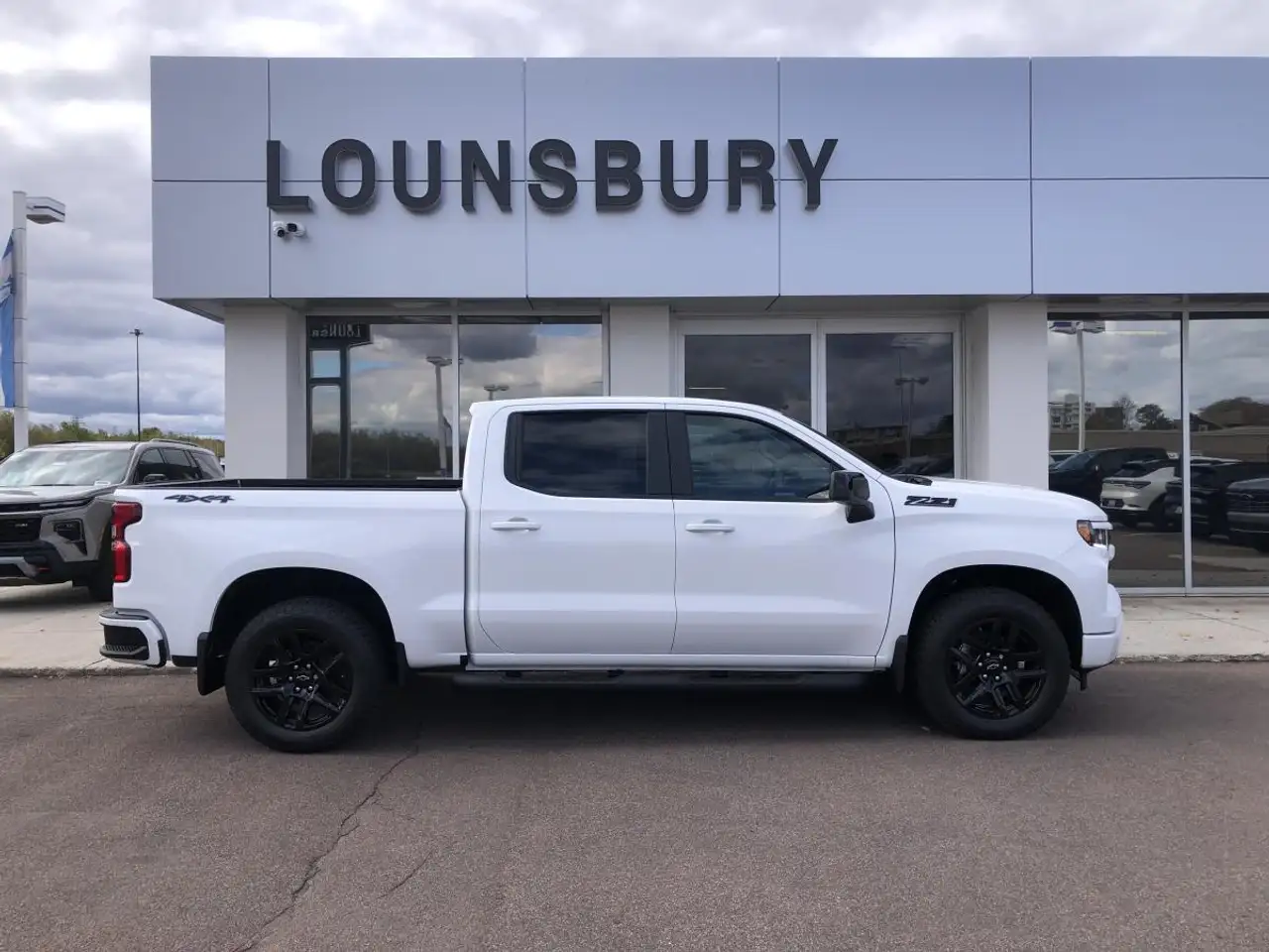 Chevrolet Silverado 1500 photo Chevrolet Silverado 1500
