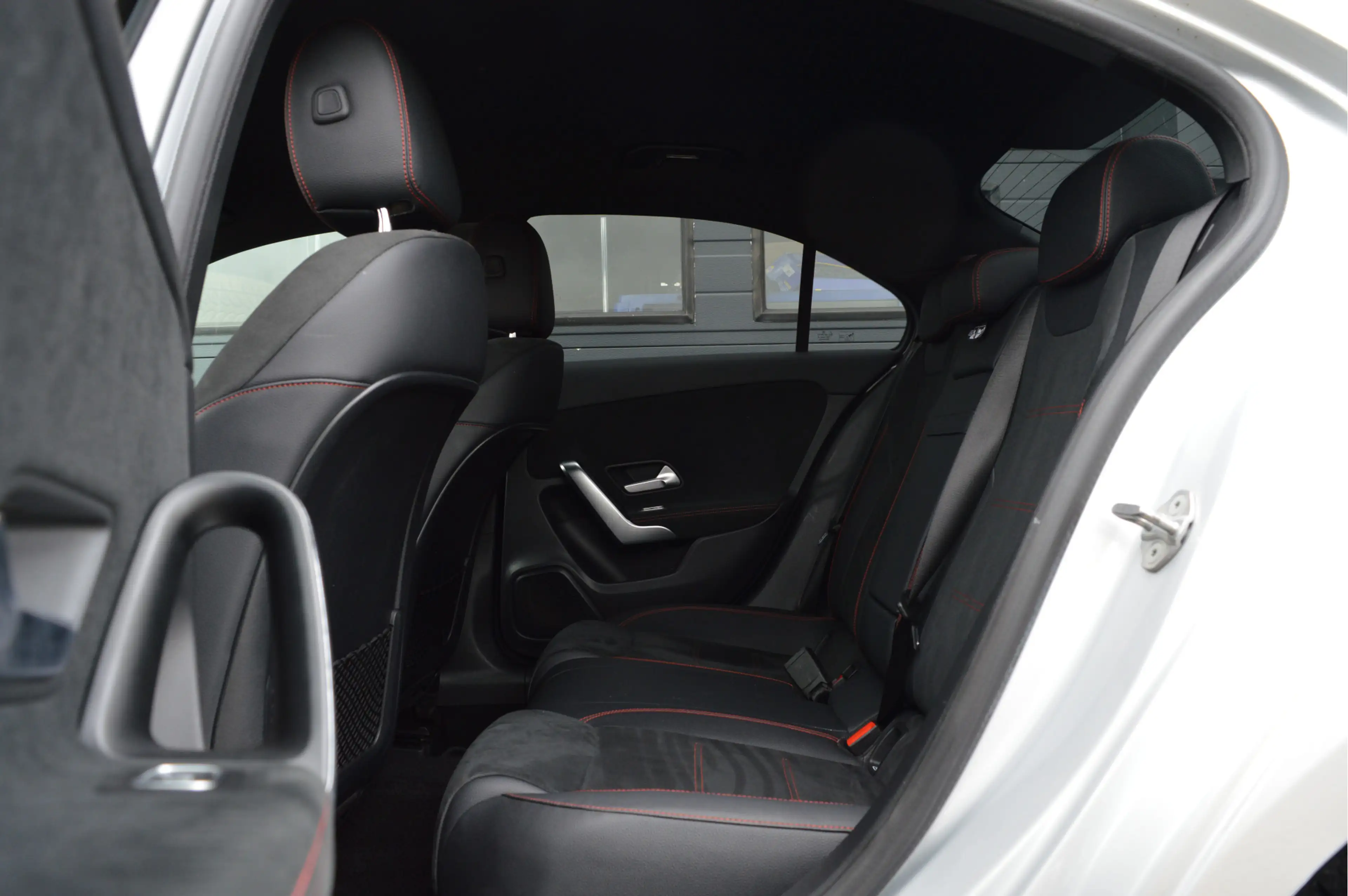 Mercedes-Benz A 180 AMG Line | ORG. NL | CAMERA | FACELIFT | — photo 10