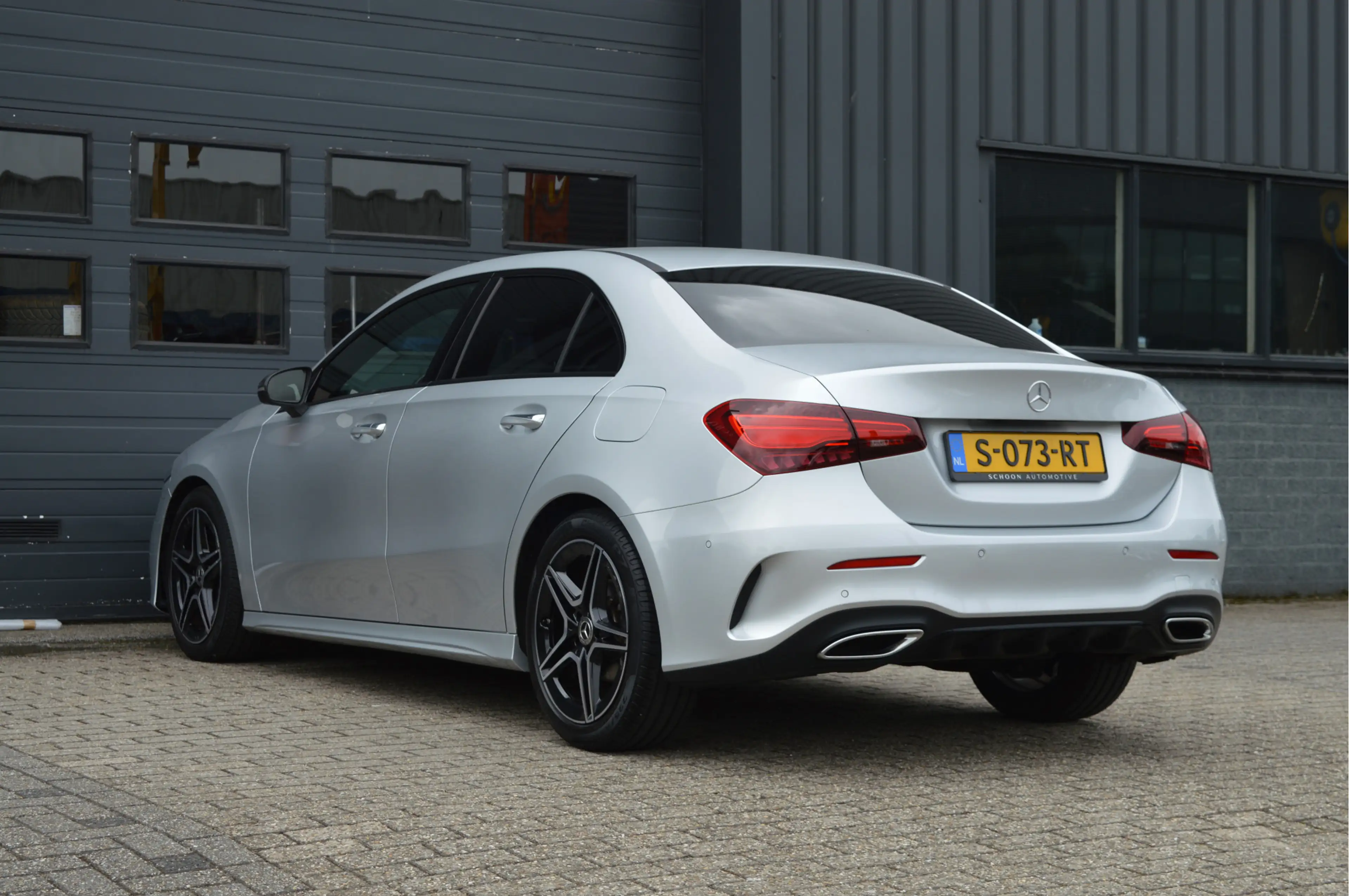 Mercedes-Benz A 180 AMG Line | ORG. NL | CAMERA | FACELIFT | — photo 4