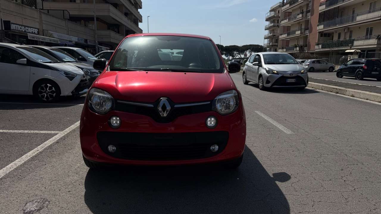 Renault Twingo LIMITEED LED PDC BLUETOOTH C.AUTOMATICO BLUETOOTH