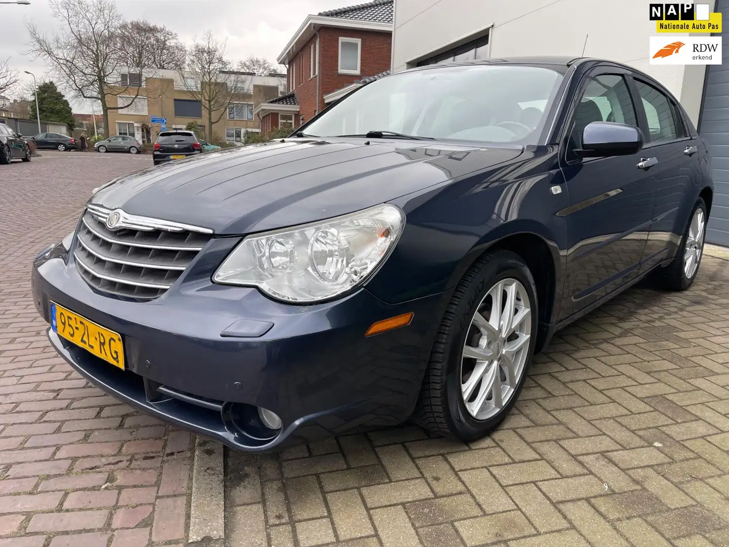 Chrysler Sebring 2.7 Youngtimer/1eigenaar/Automaat/Leder/Stoelverwa Blauw - 1