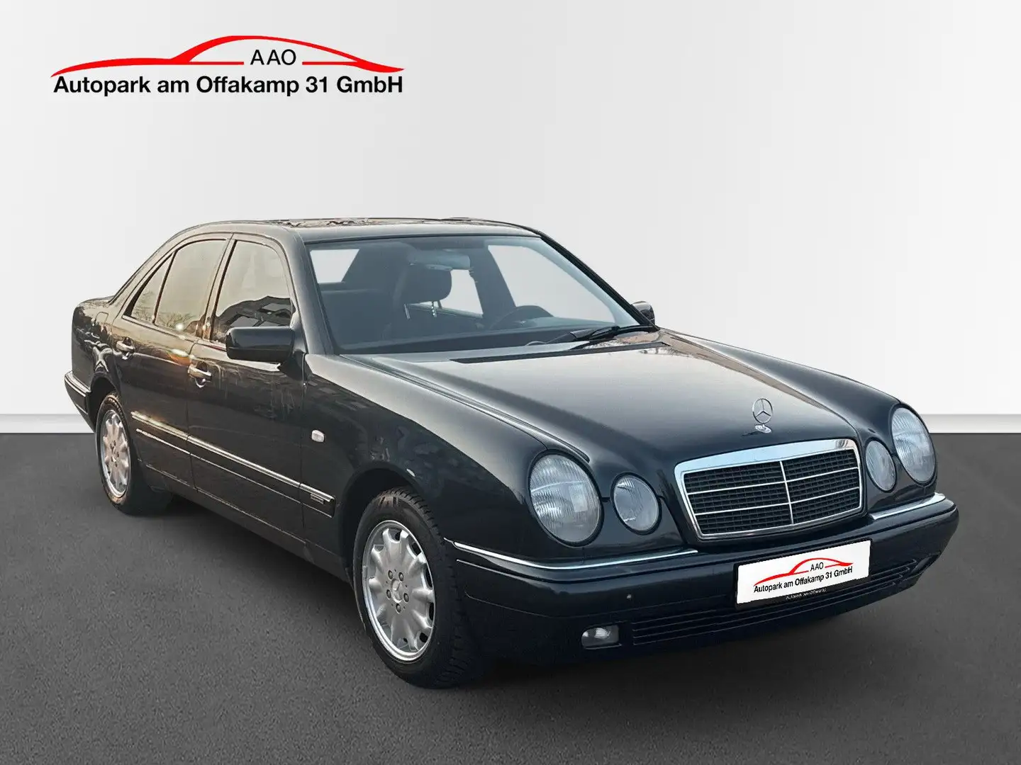 Mercedes-Benz E 280 ELEGANCE*KLIMA*SCHIEBEDACH*1-HAND*RENTNER Albastru - 1