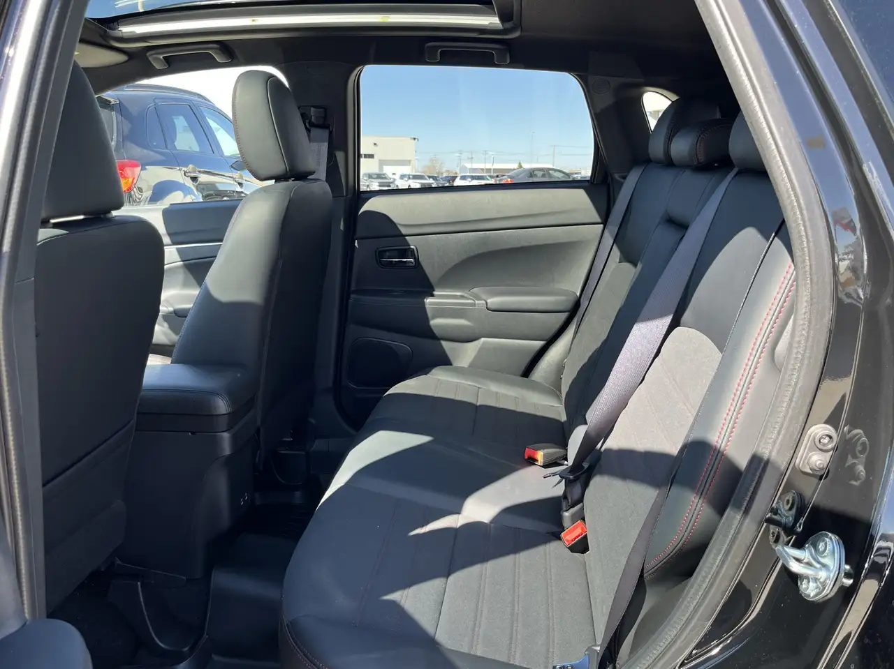 Mitsubishi RVR снимка Mitsubishi RVR